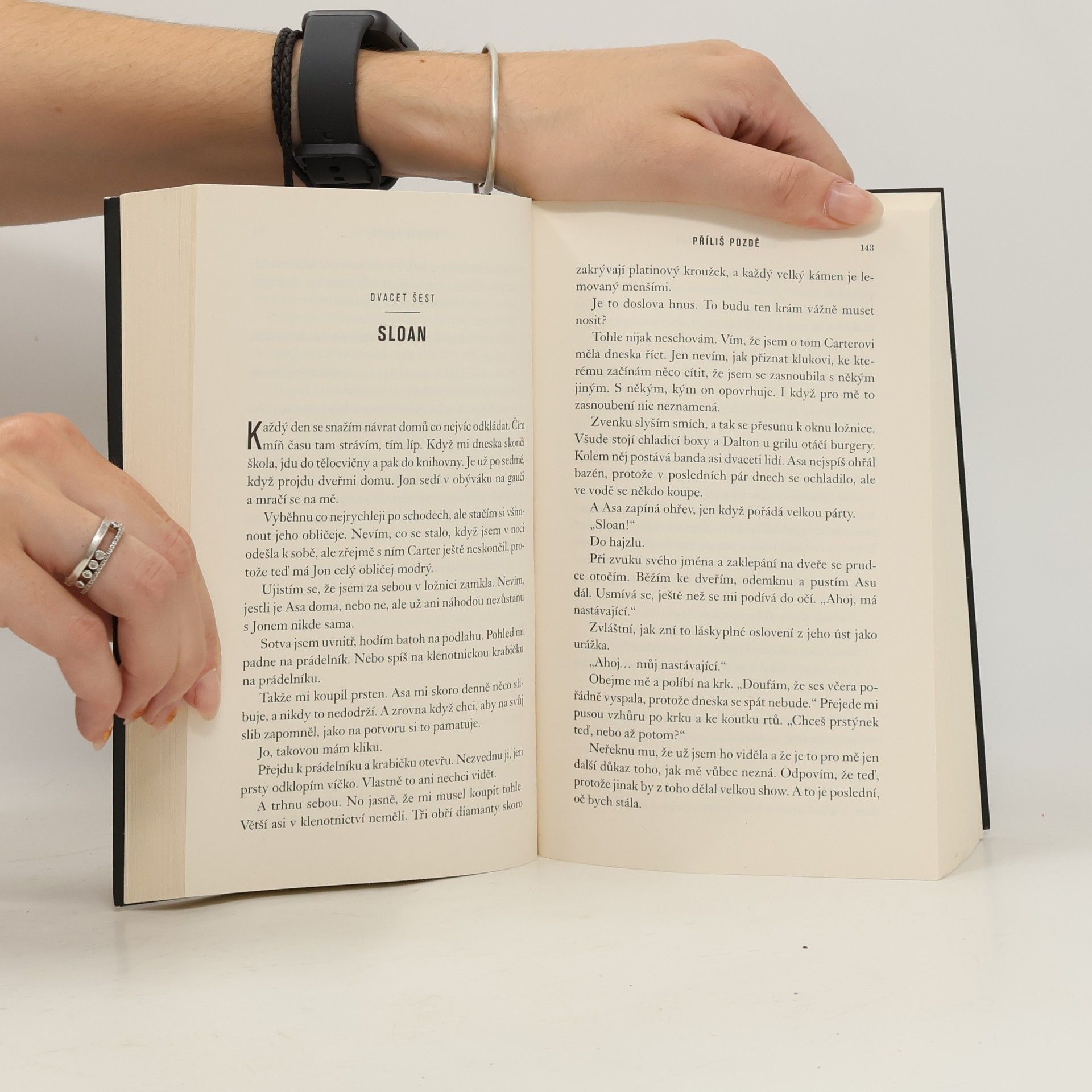 Colleen Hoover Příliš pozdě