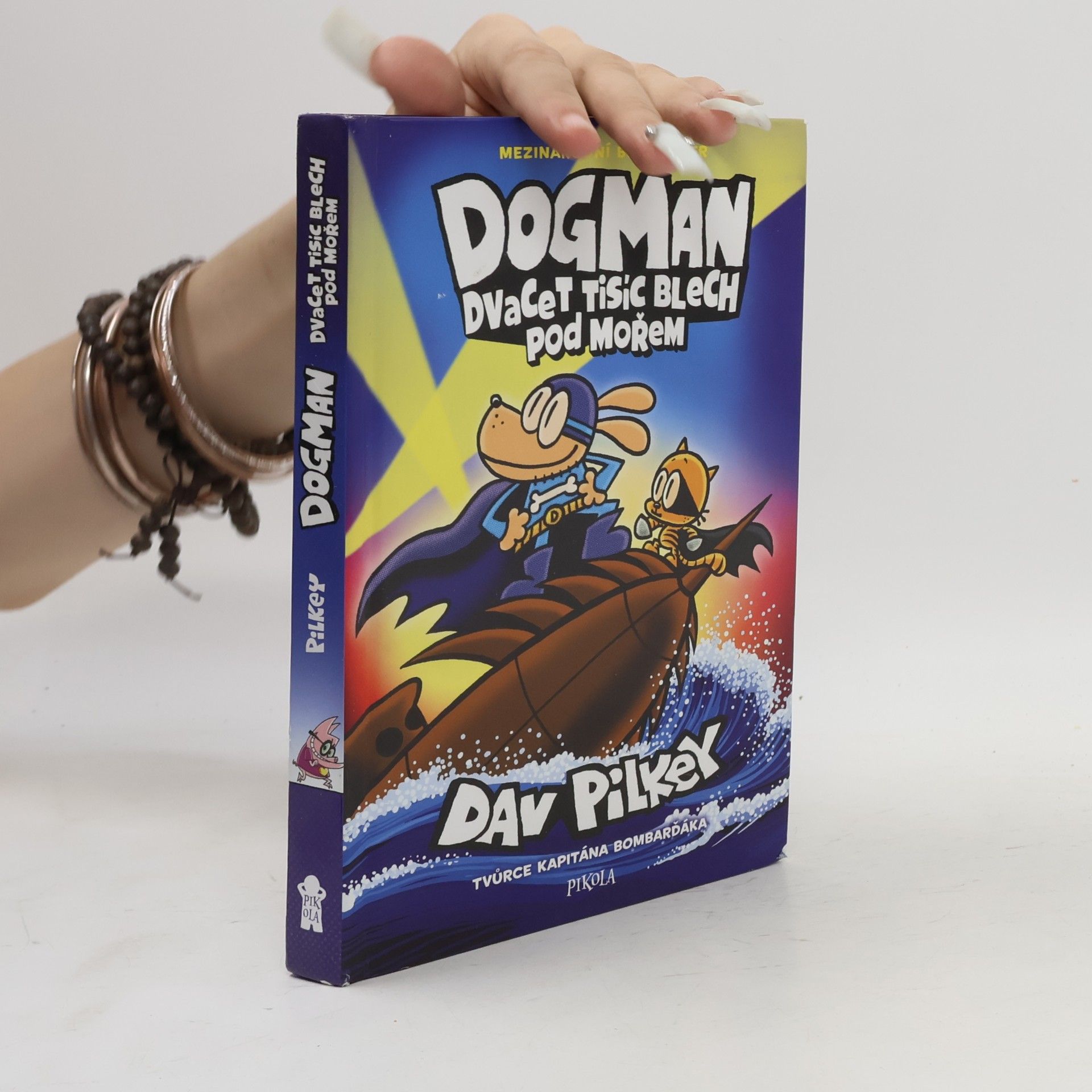 Dav Pilkey Dogman : dvacer tisíc blech pod mořem