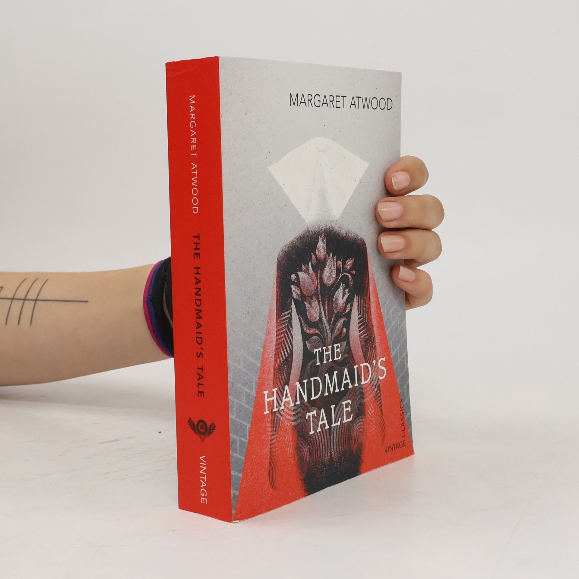 Margaret Atwood The handmaid's tale