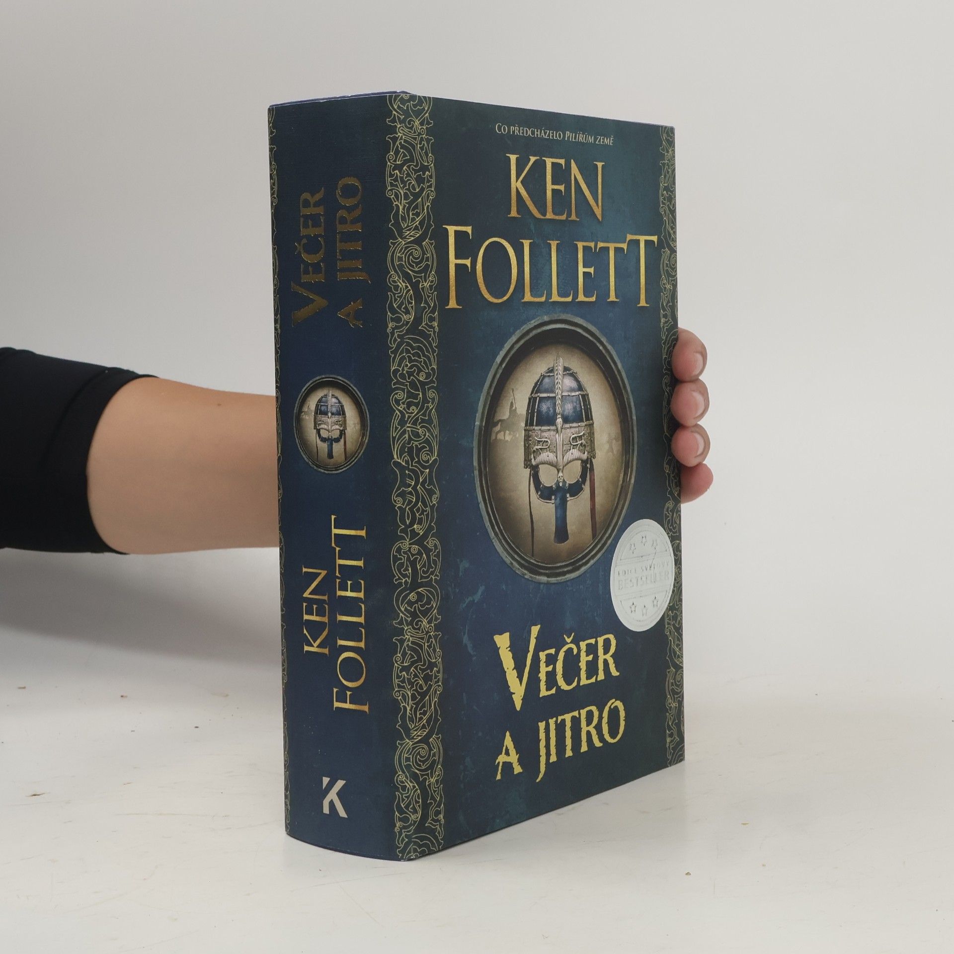 Ken Follett Večer a jitro