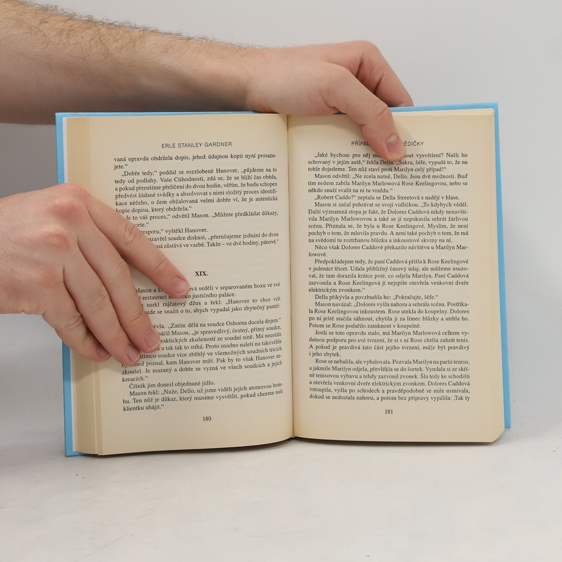 Erle Stanley Gardner Případ osamělé dědičky ; Případ koně vějířové tanečnice