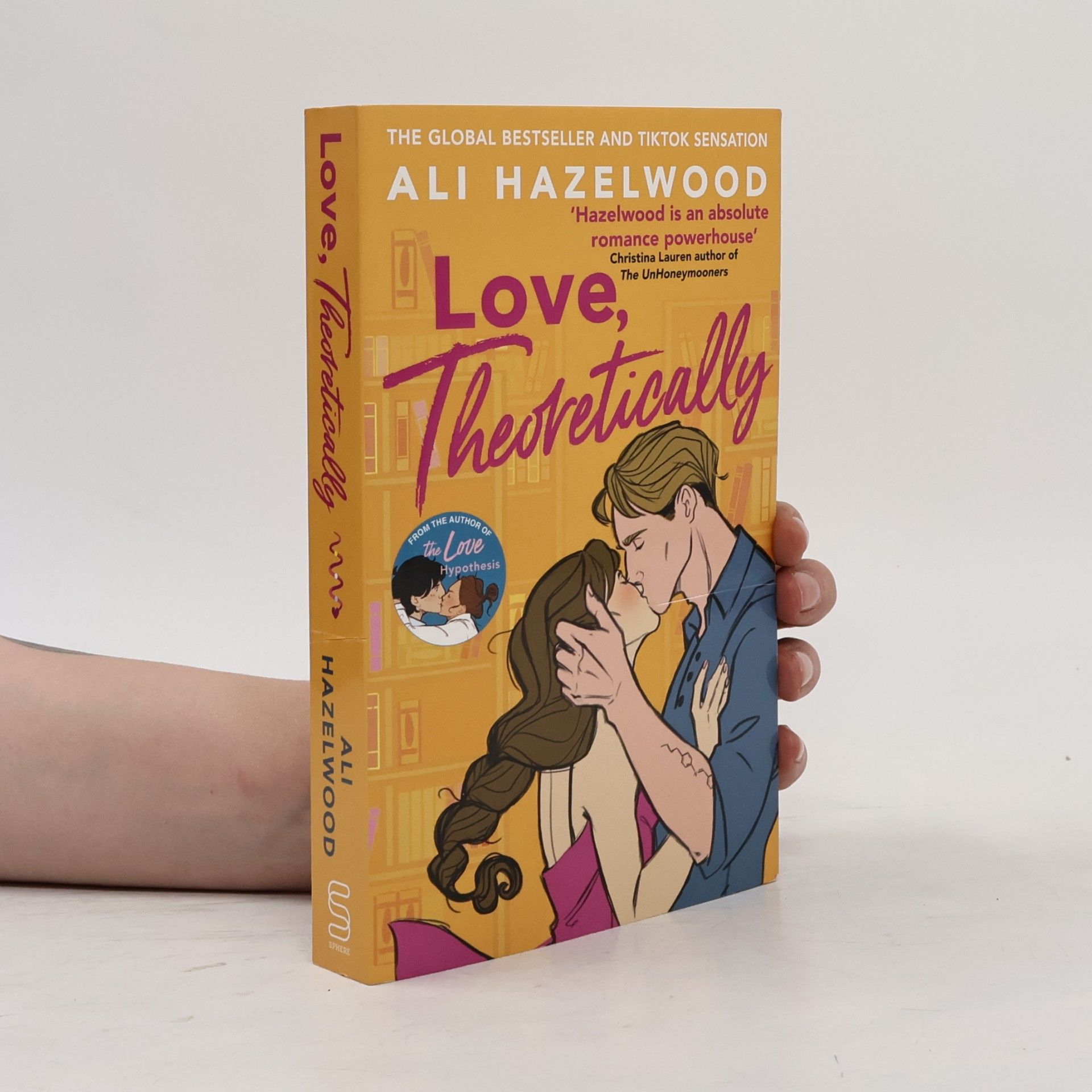 Ali Hazelwood Love, Theoretically