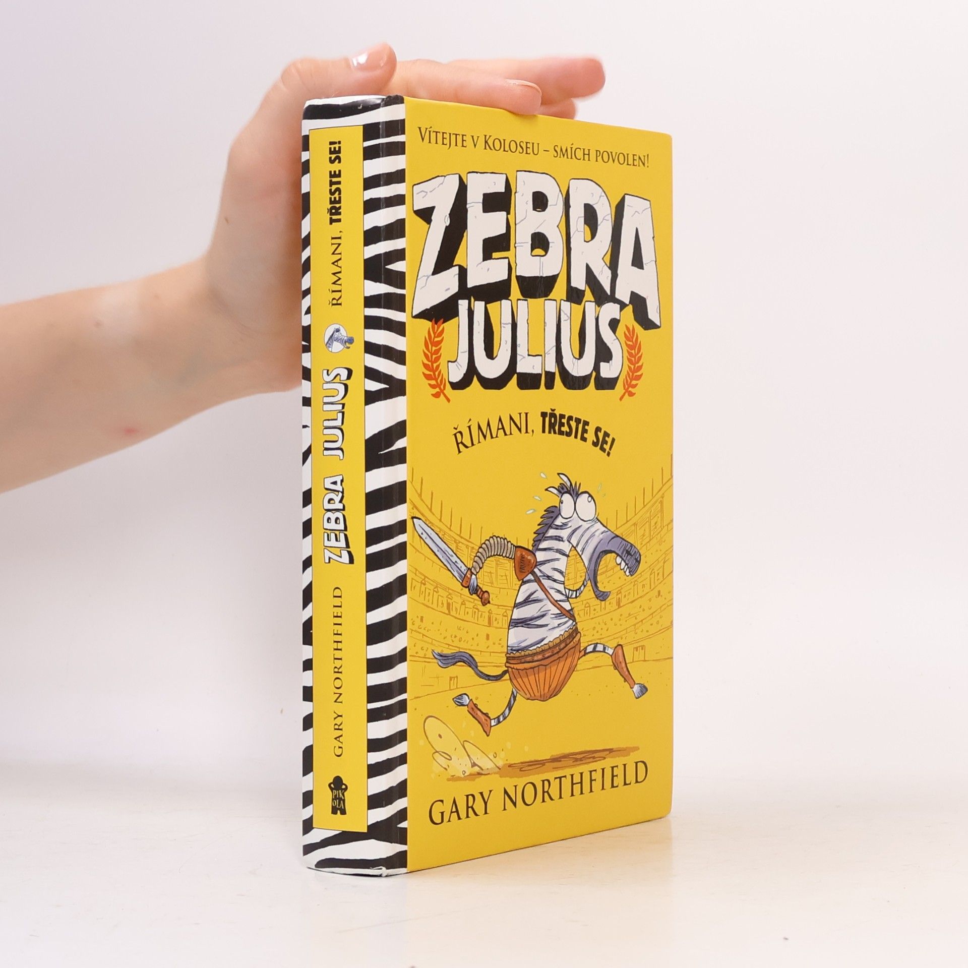 Northfield Gary Zebra Julius. Římani, třeste se!