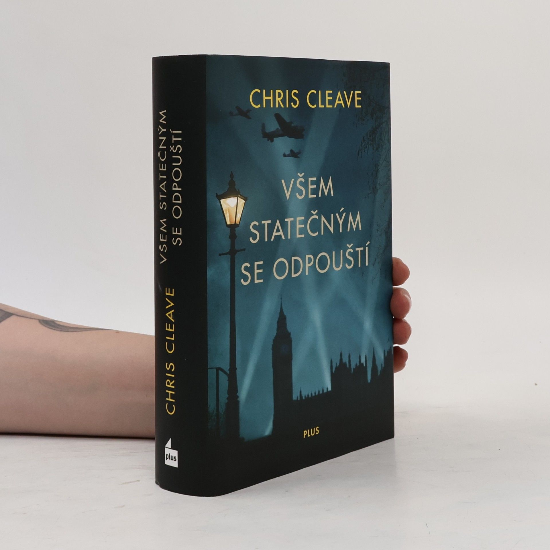 Chris Cleave Všem statečným se odpouští