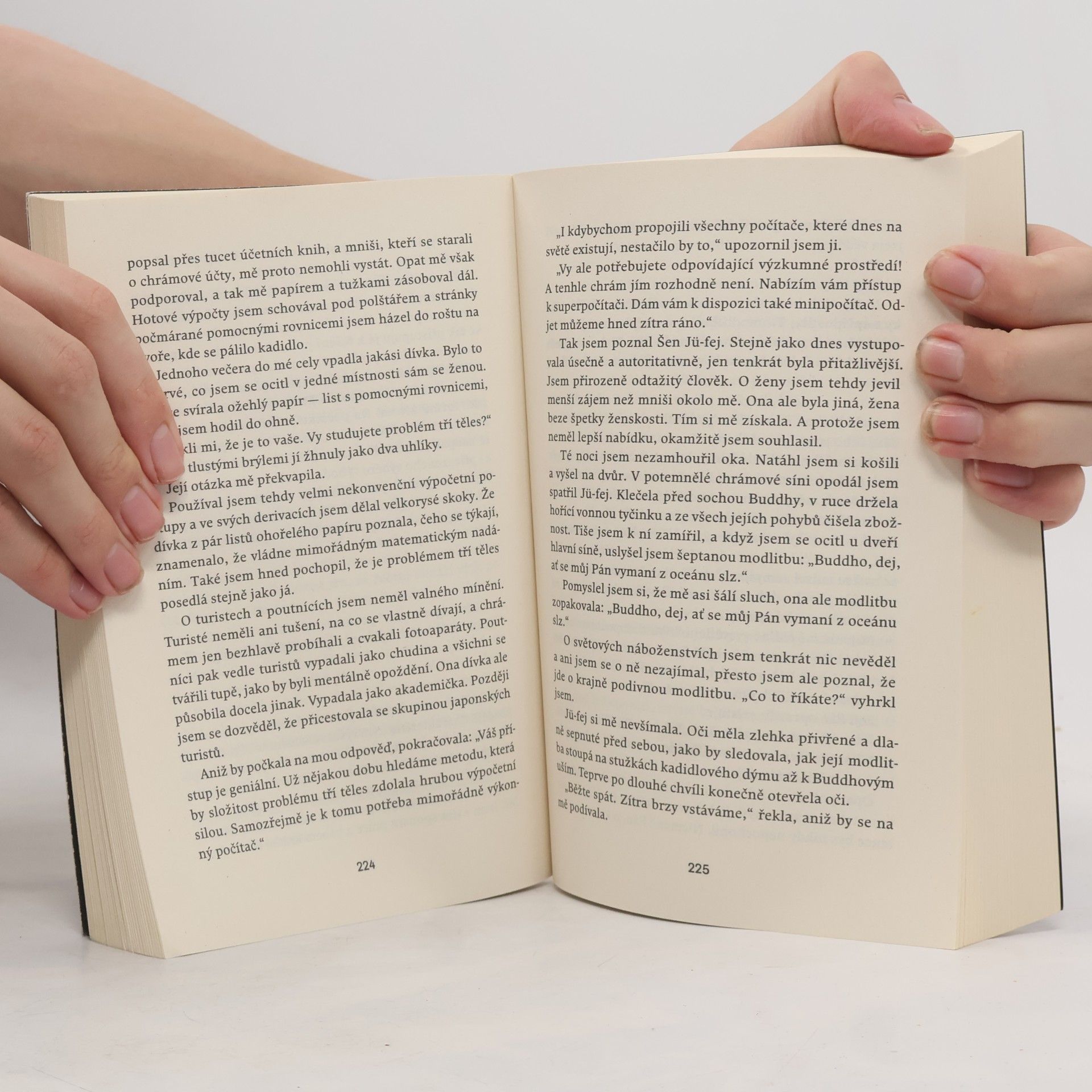 Liu Cixin Problém tří těles