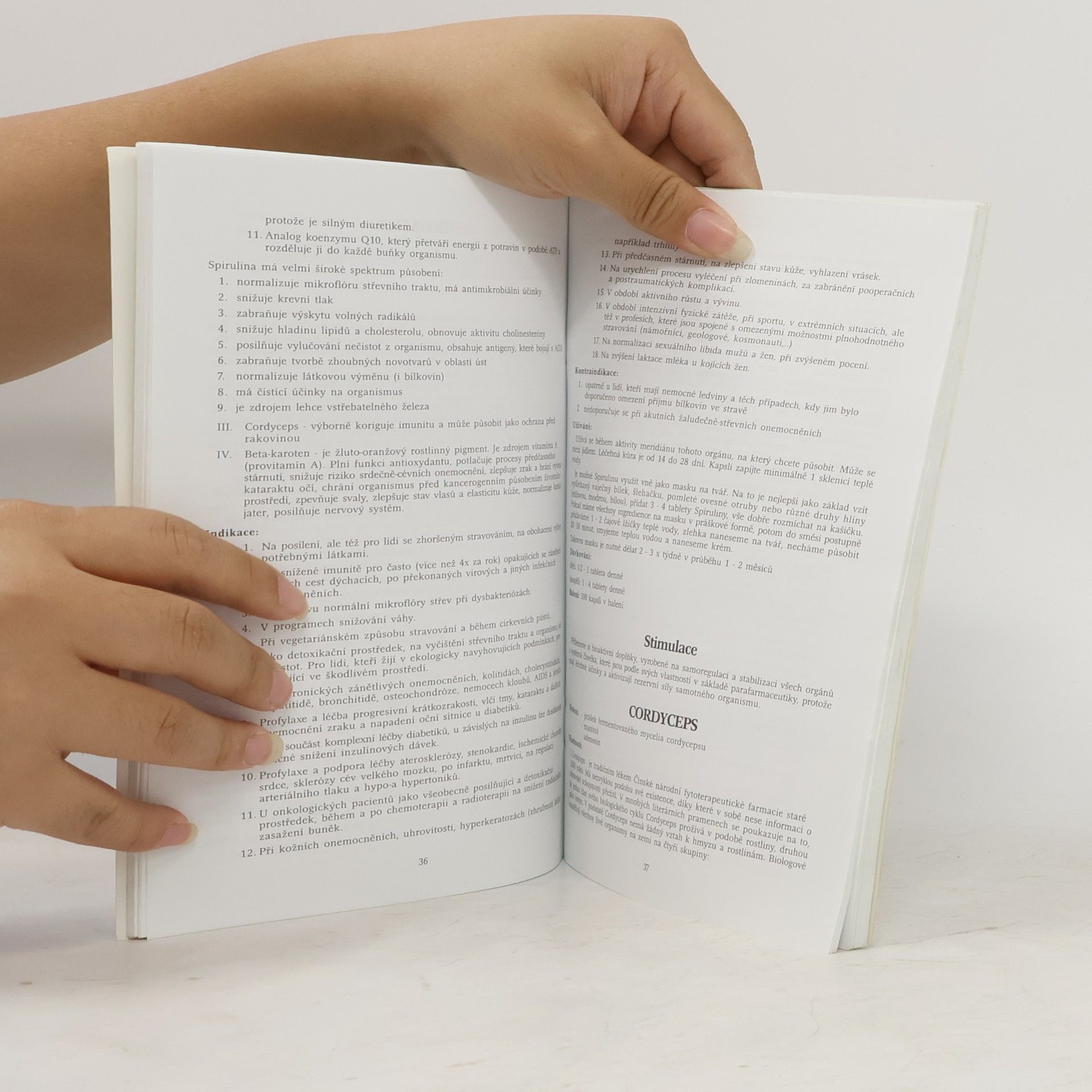 Autorenkollektiv Soubor lekcí o přírodních produktech Tianshi