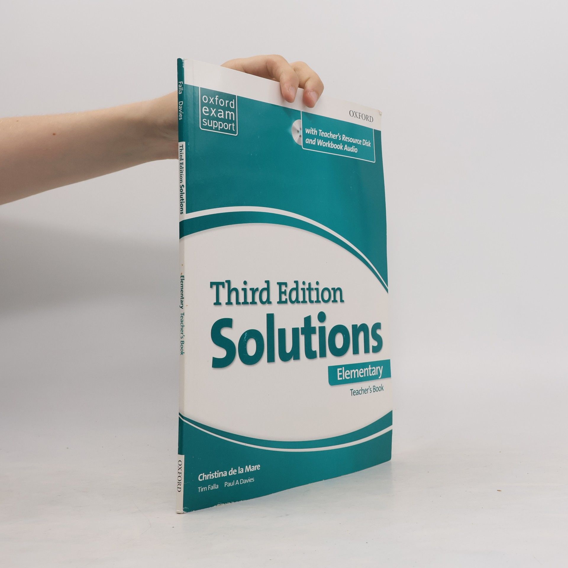 Christina De la Mare Solutions : elementary. Essentials teacher's book