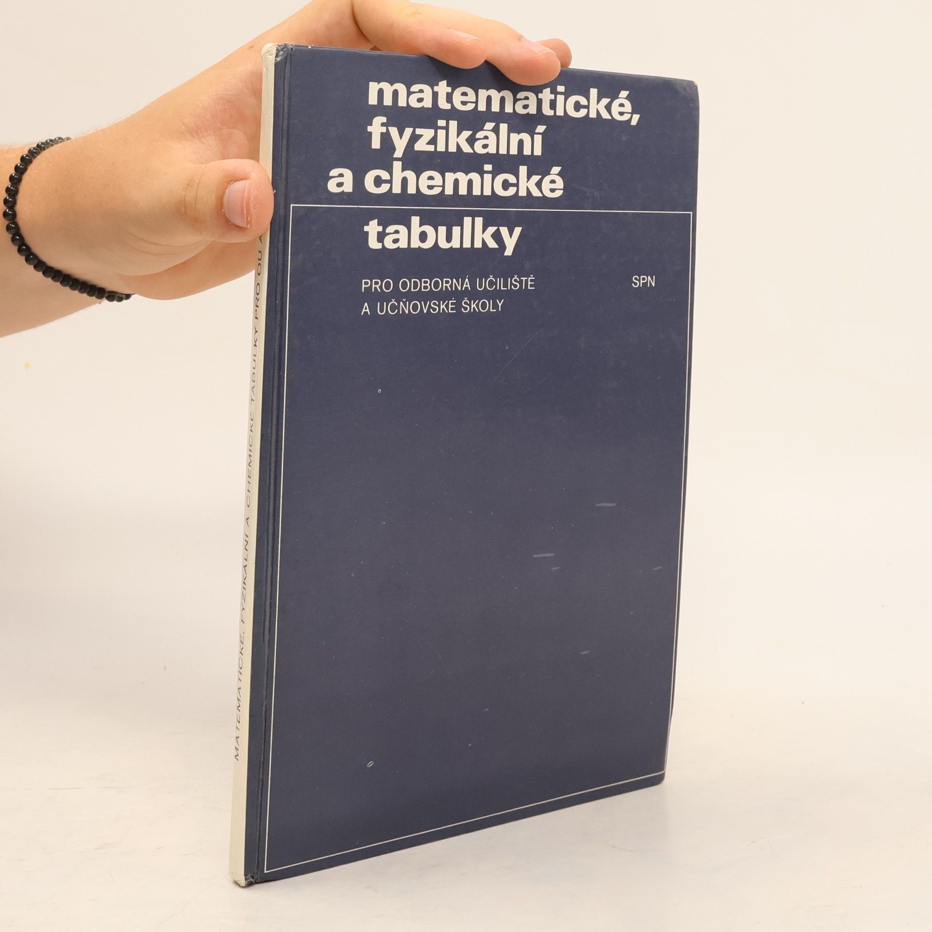 Jaroslav Barták Matematické, fyzikální a chemické tabulky. Pro odborná učiliště a učňovské školy