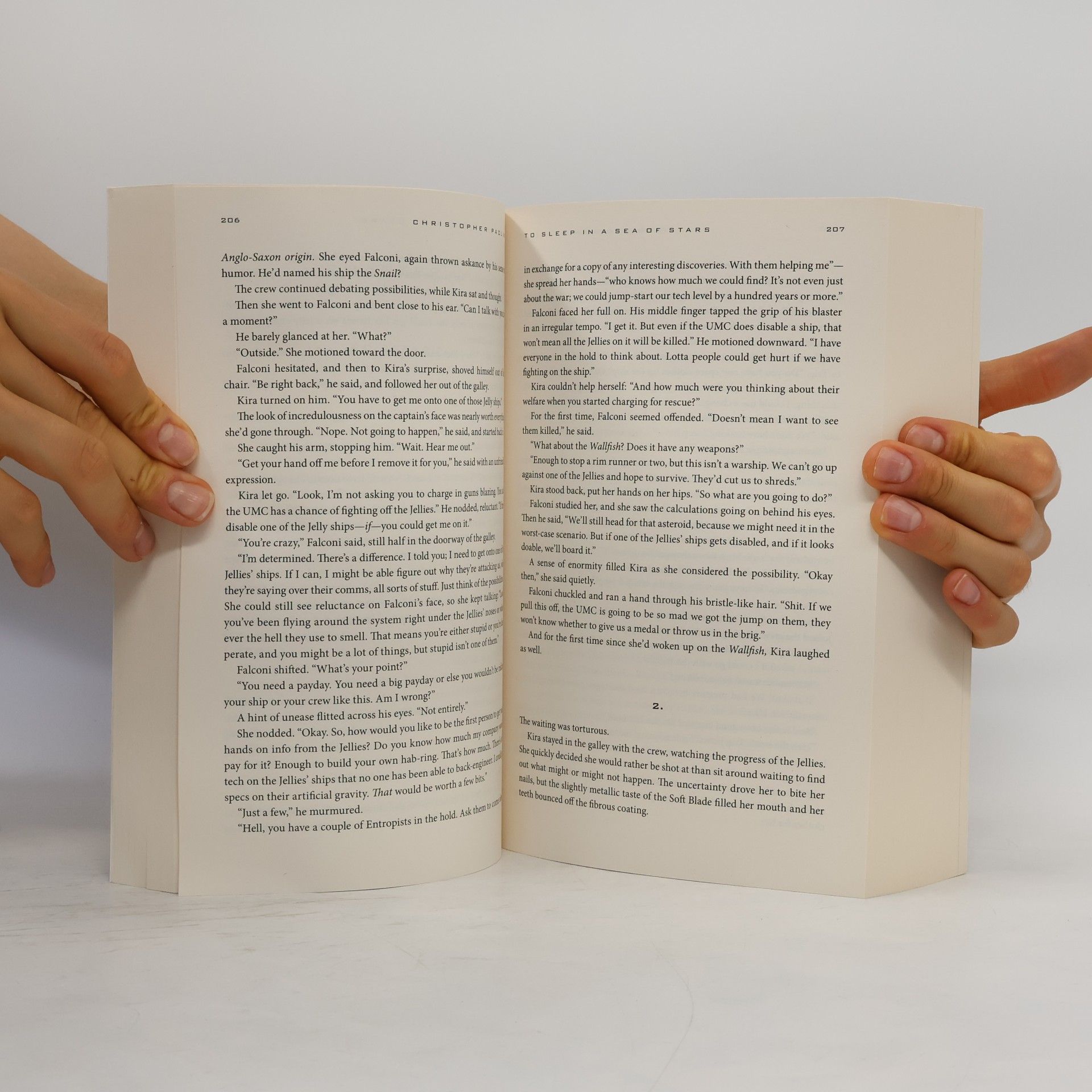 Christopher Paolini To sleep in a sea of stars