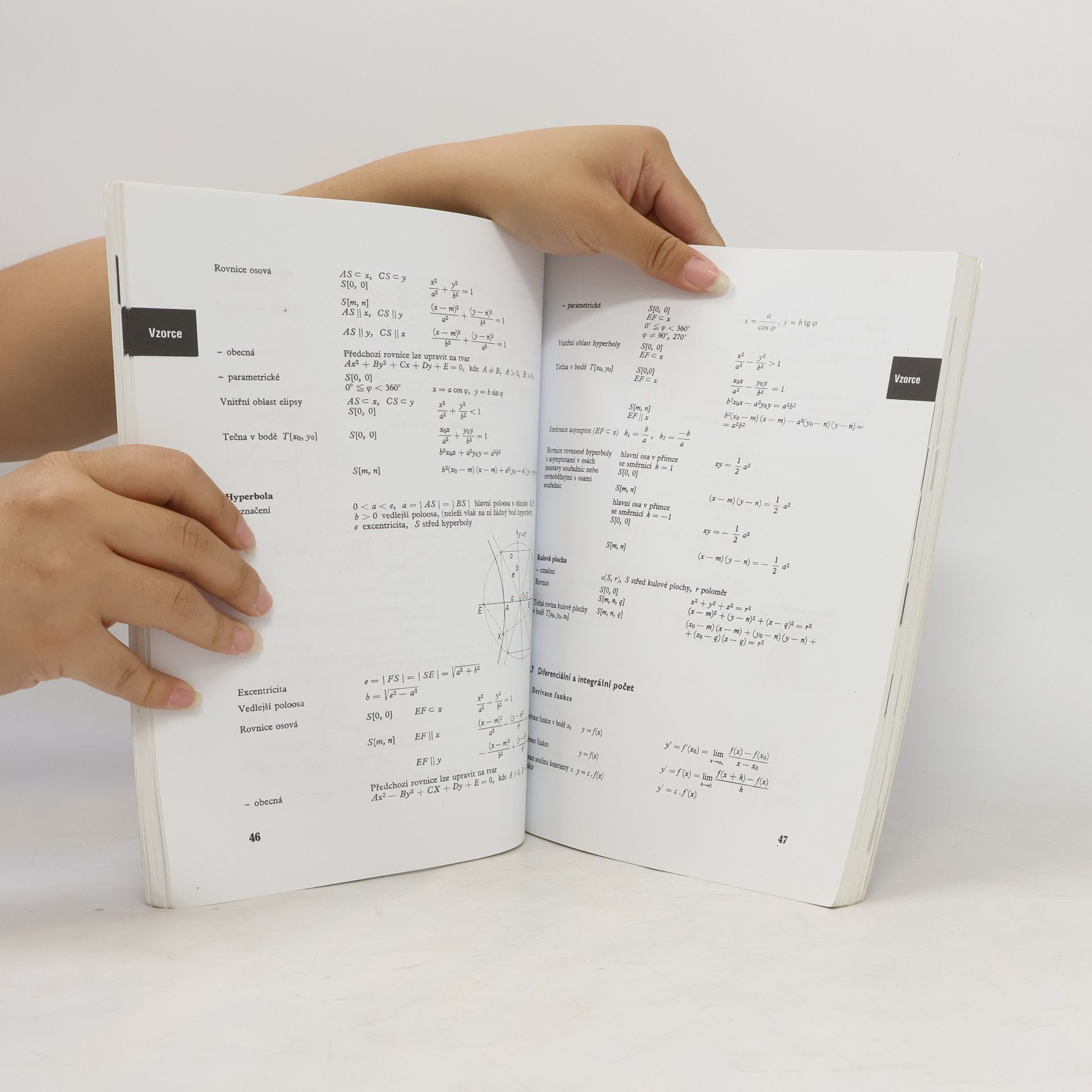 Jiří Mikulčák Matematické, fyzikální a chemické tabulky pro střední školy