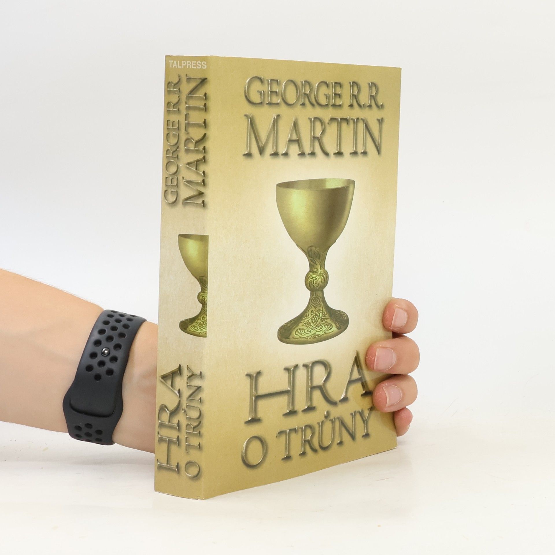 George R. R. Martin Hra o trůny. Část první