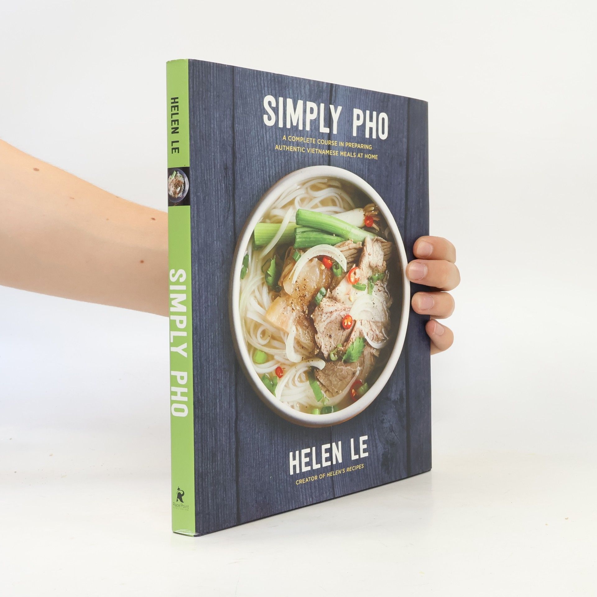 Helen Le Simply Pho