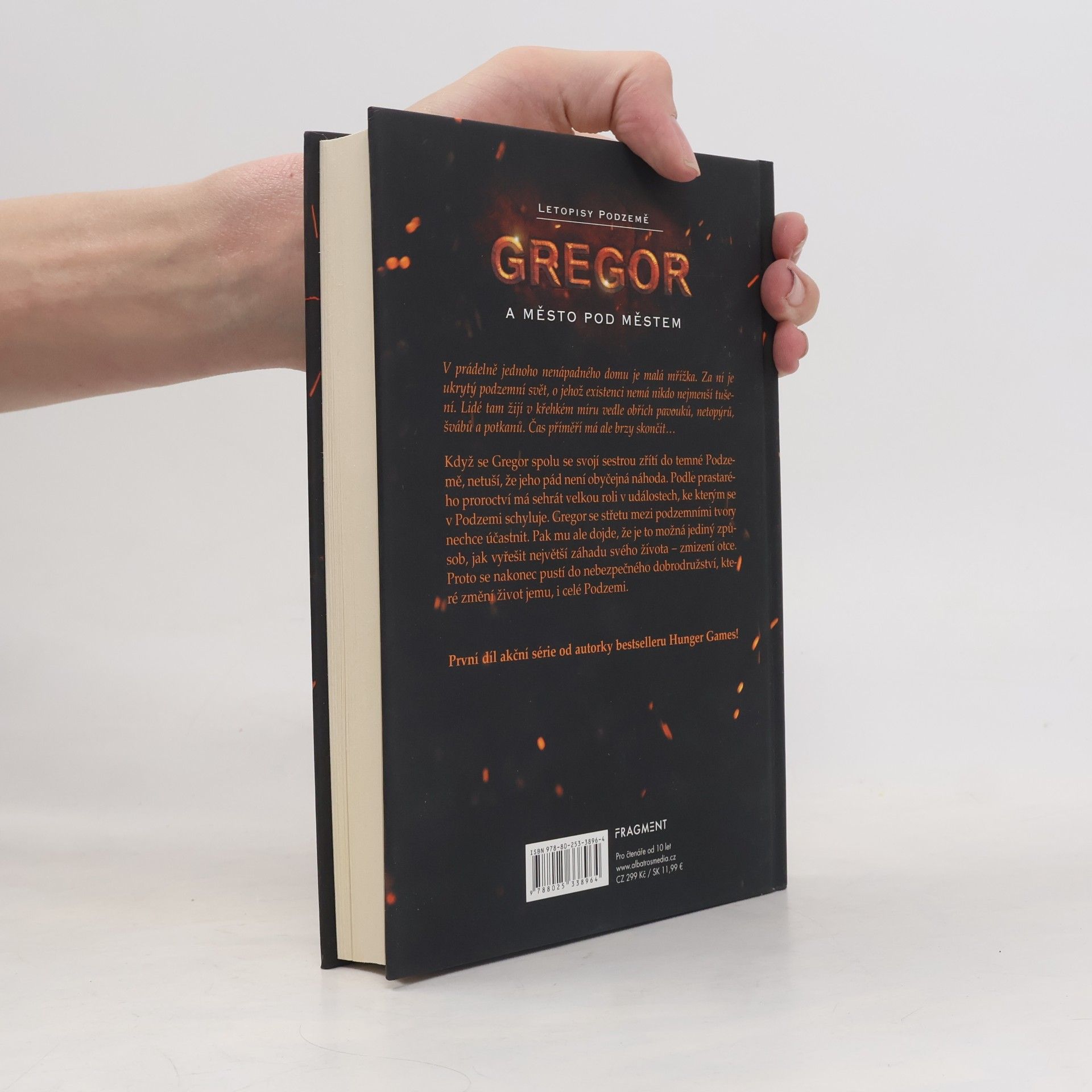 Suzanne Collins Letopisy Podzemě. Gregor a město pod městem