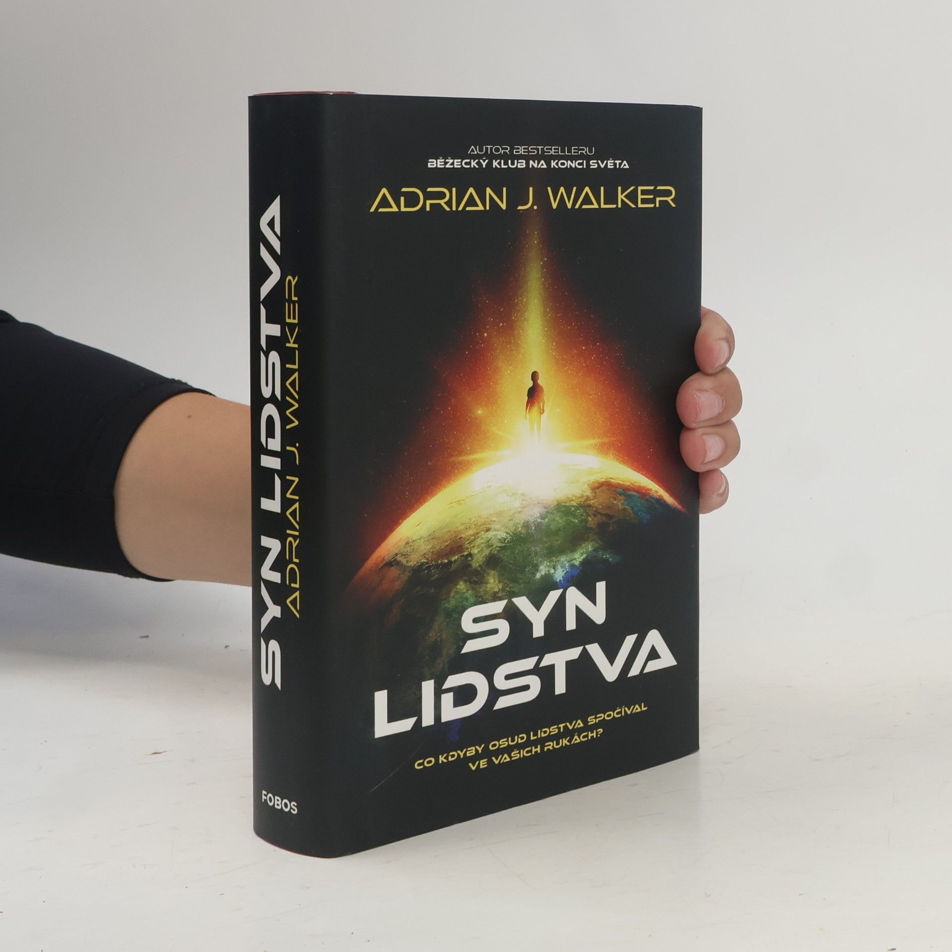 Adrian J. Walker Syn lidstva