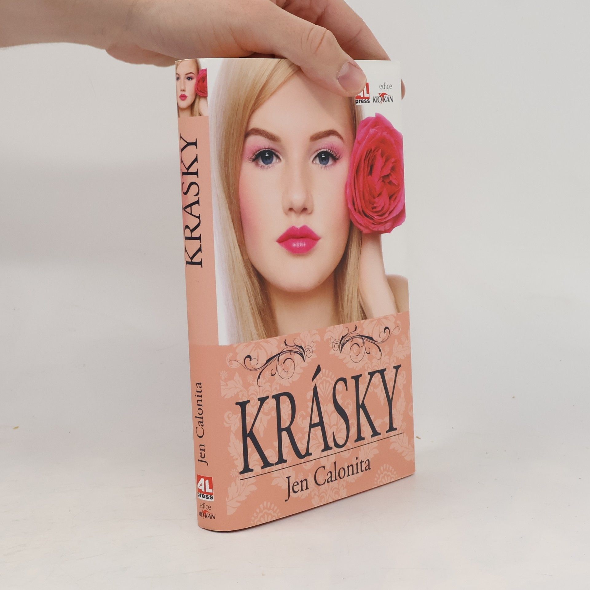 Jen Calonita Krásky