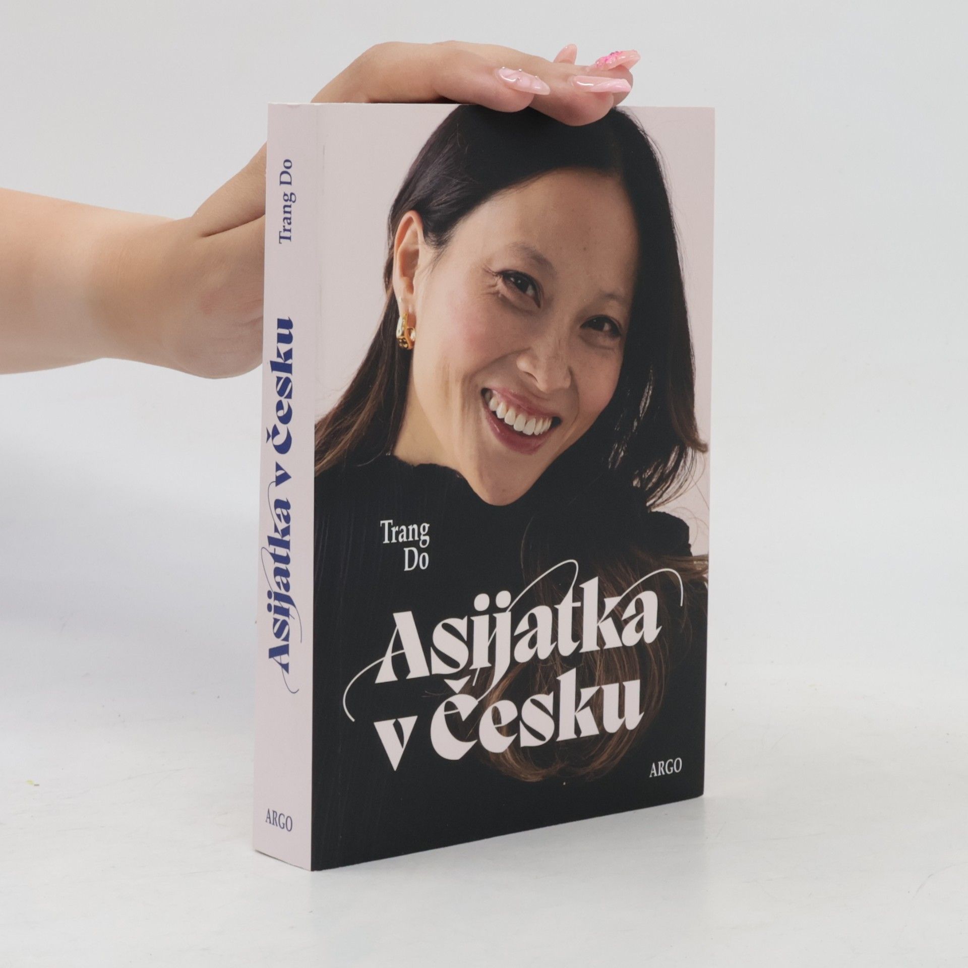 Do Thu Trang Asijatka v Česku