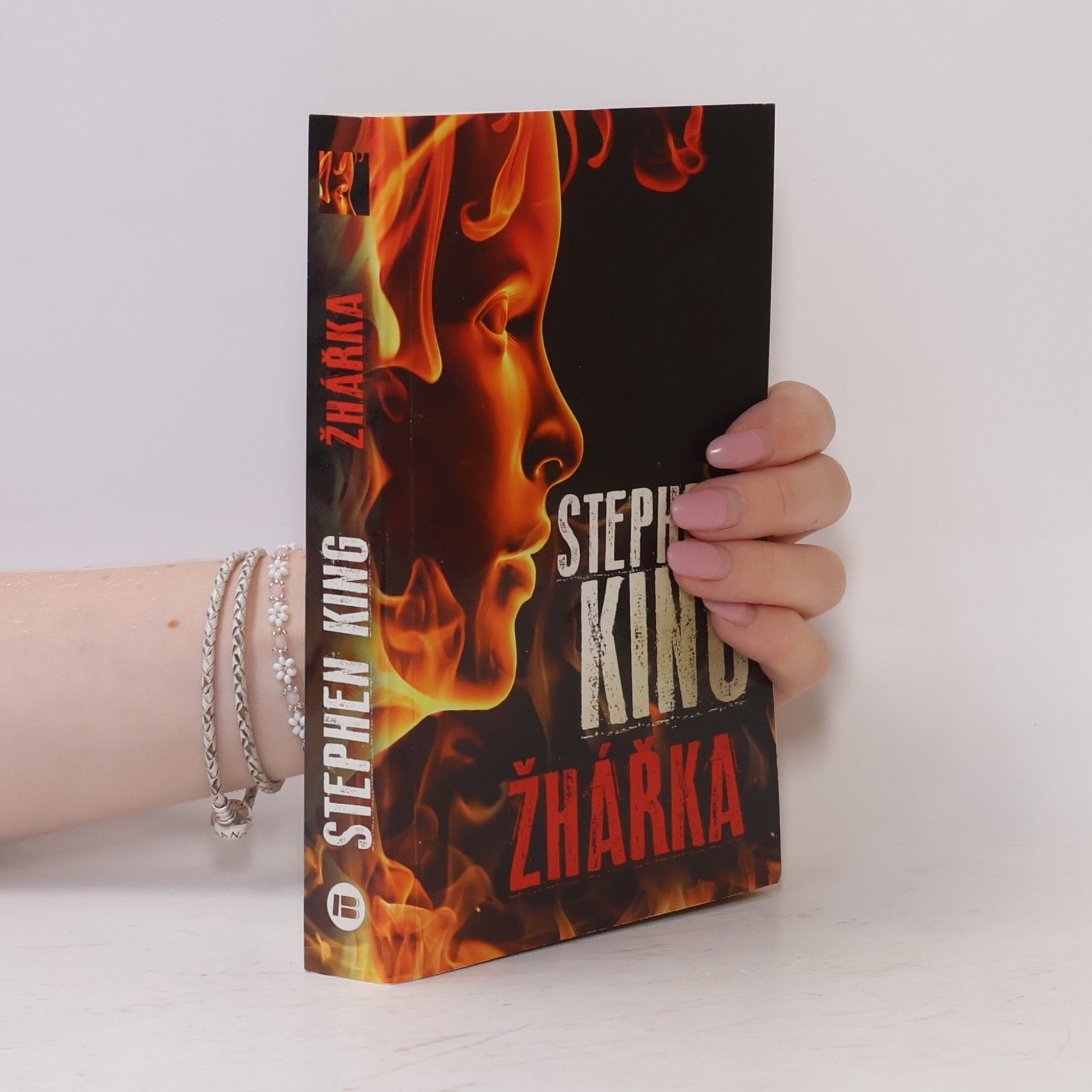 Stephen King Žhářka