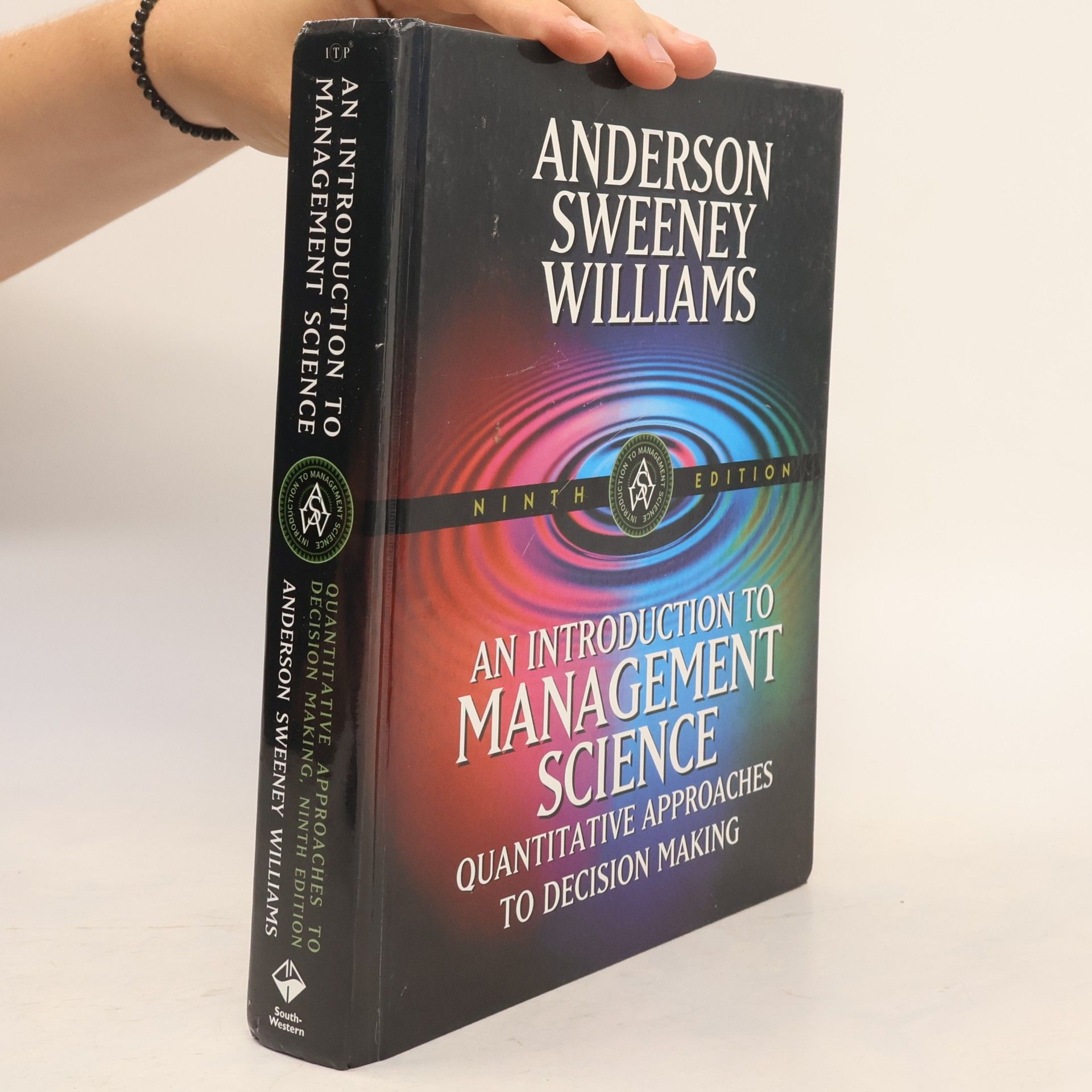 Dennis Sweeney An Introduction to Management Science. Quantitative Approaches to Decision Making