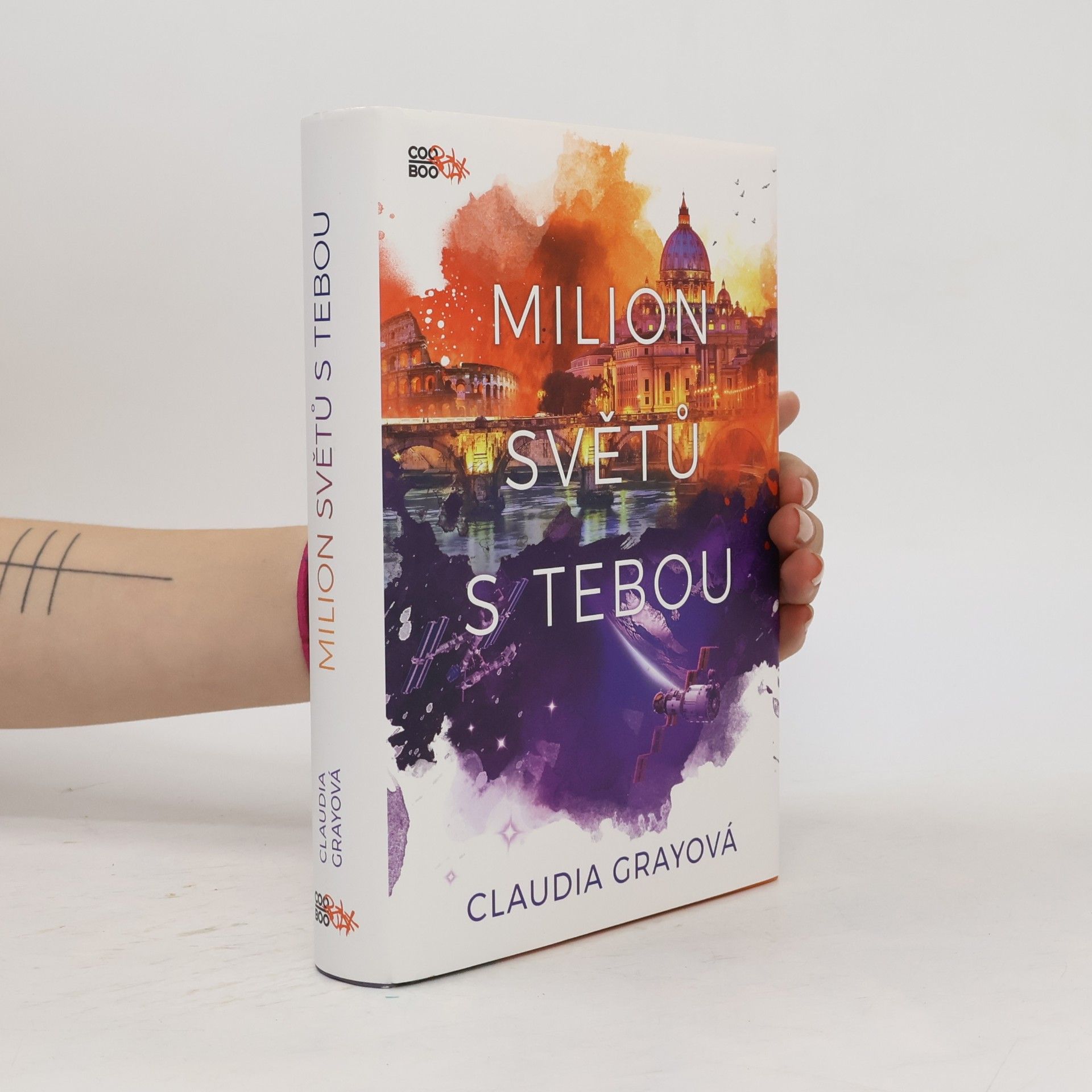 Claudia Gray Milion světů s tebou