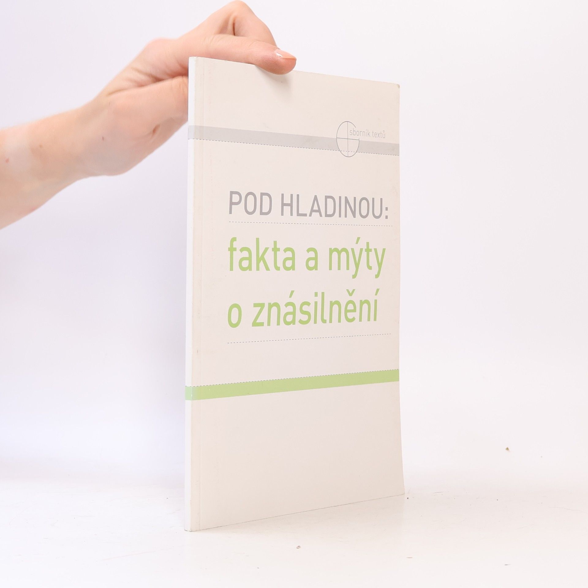 Pod hladinou