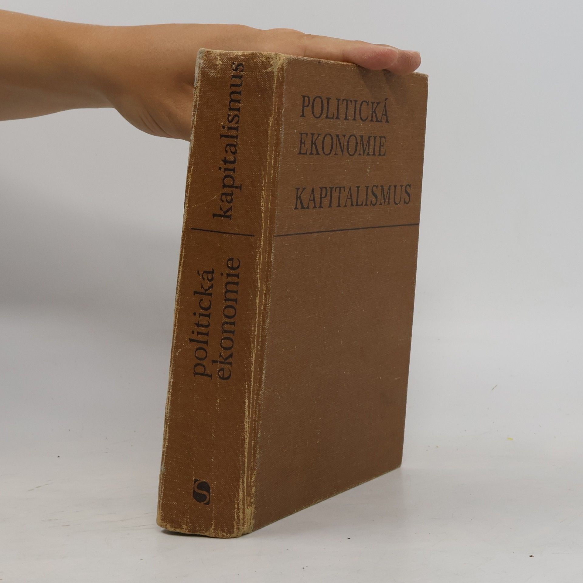 Jiří Vojtíšek Politická ekonomie. Kapitalismus