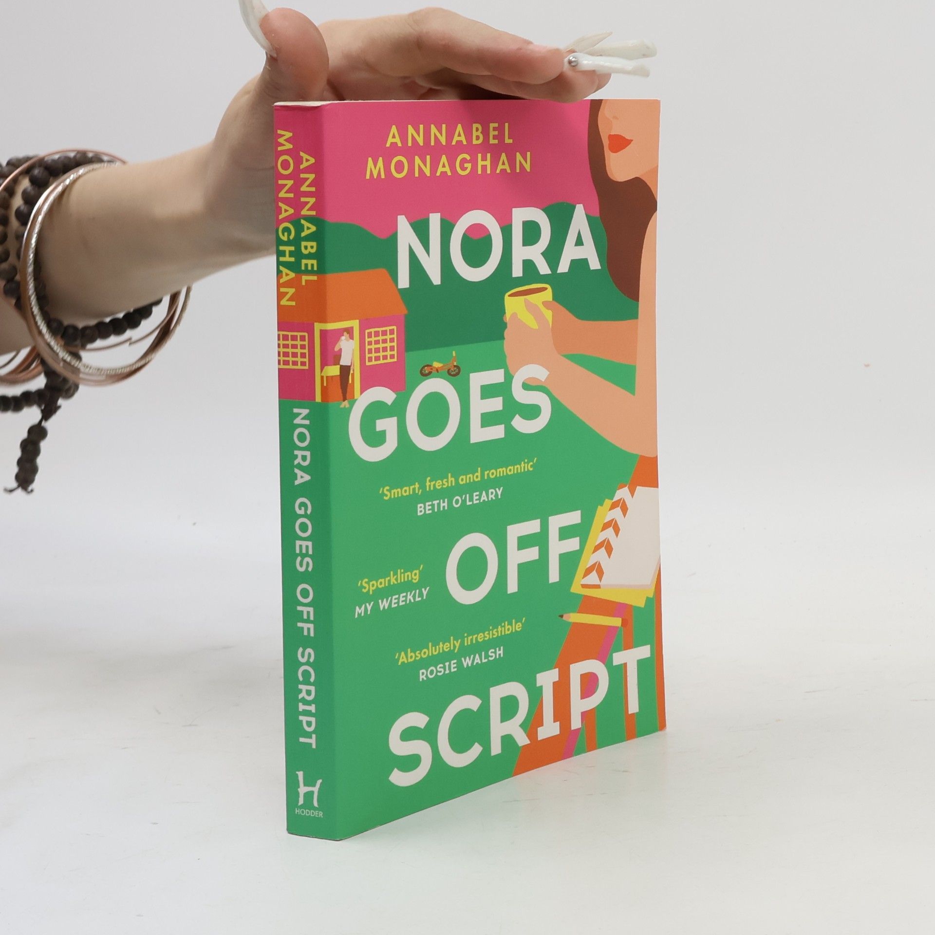 Annabel Monaghan Nora Goes Off Script