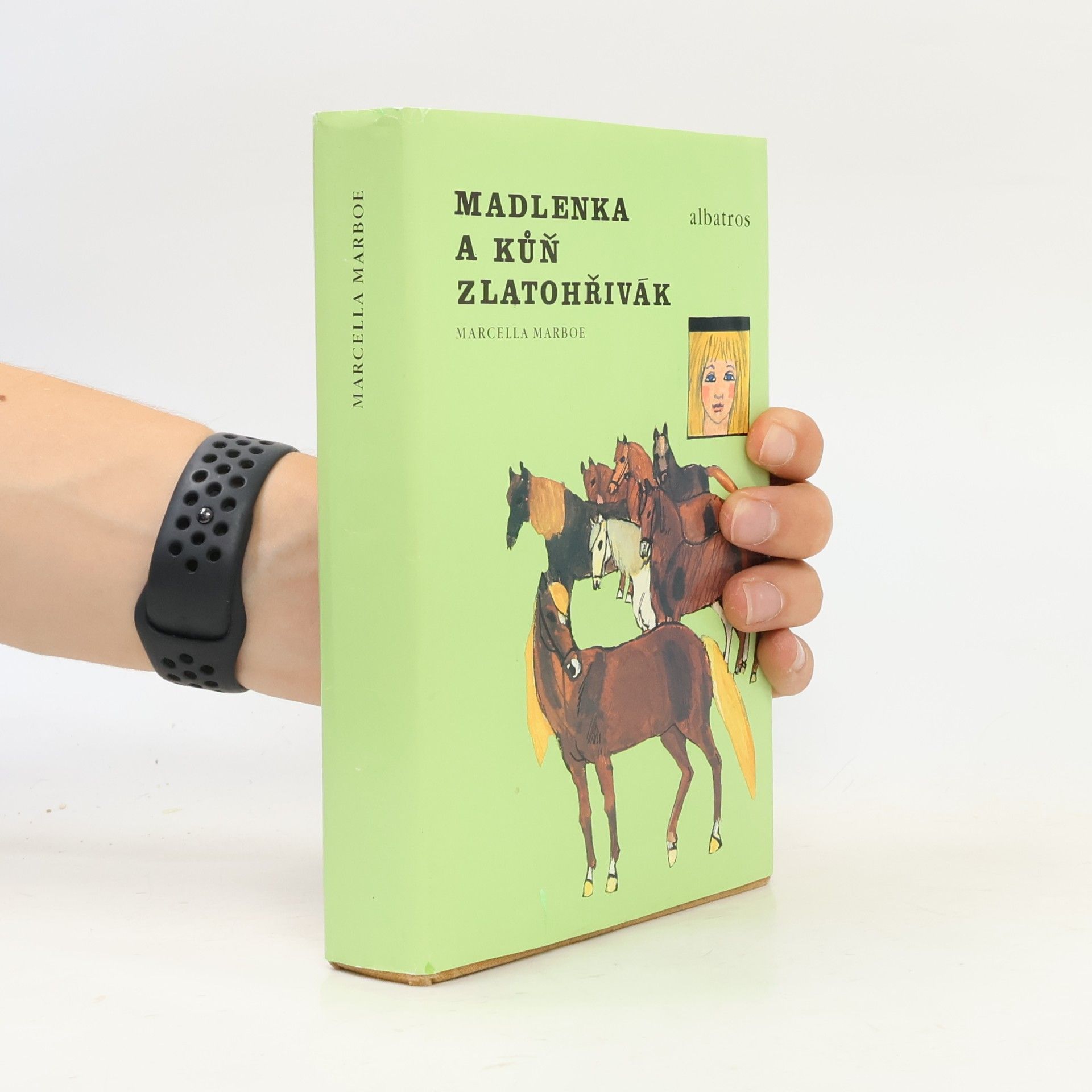 Marcella Marboe Madlenka a kůň Zlatohřivák