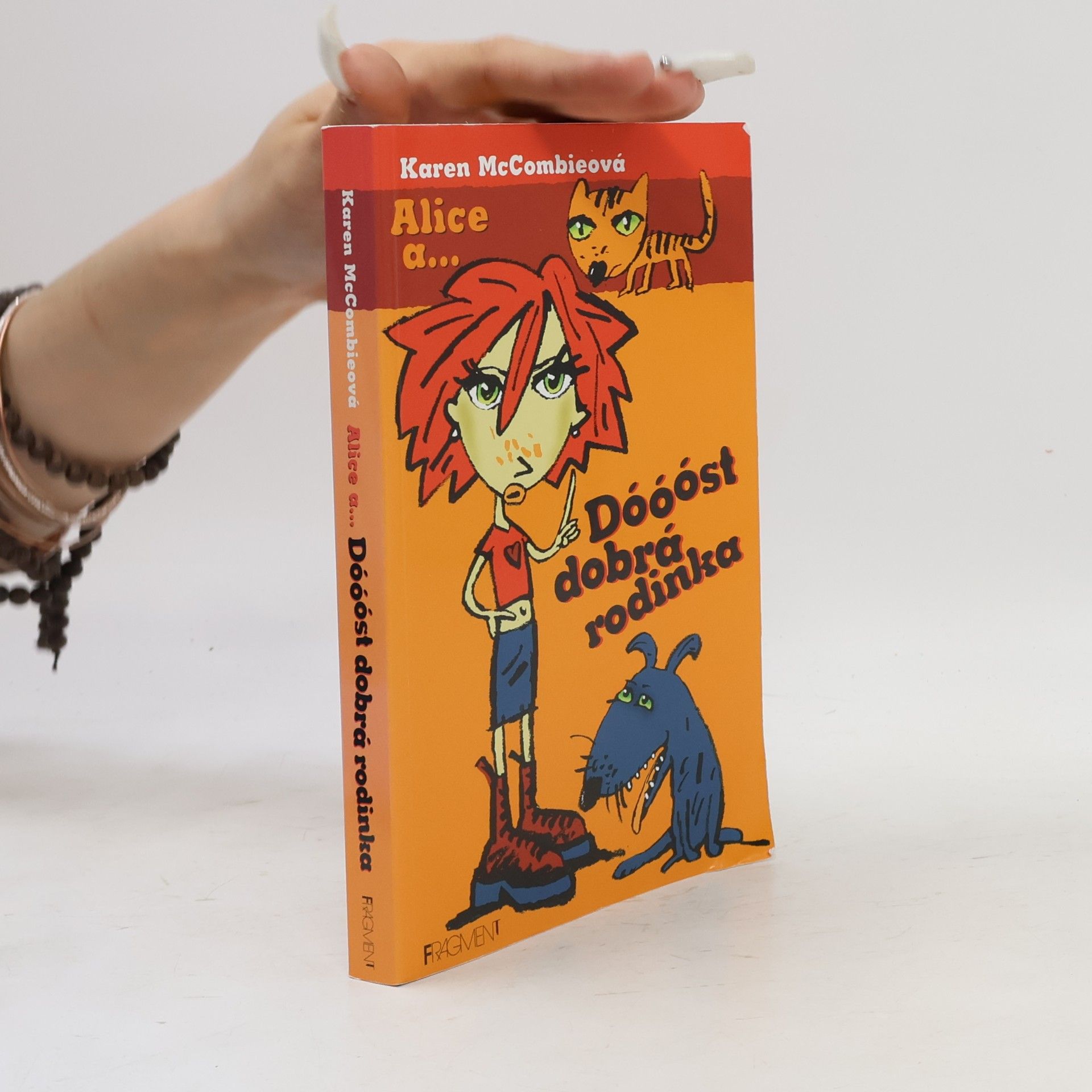 Karen McCombie Alice a... Dóóóst dobrá rodinka
