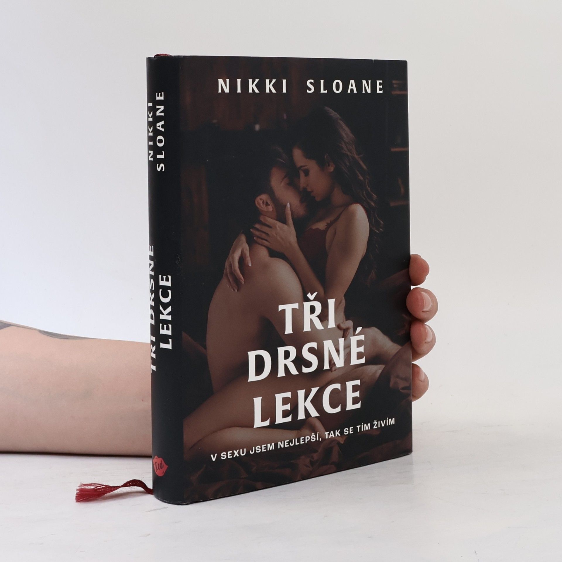 Nikki Sloane Tři drsné lekce