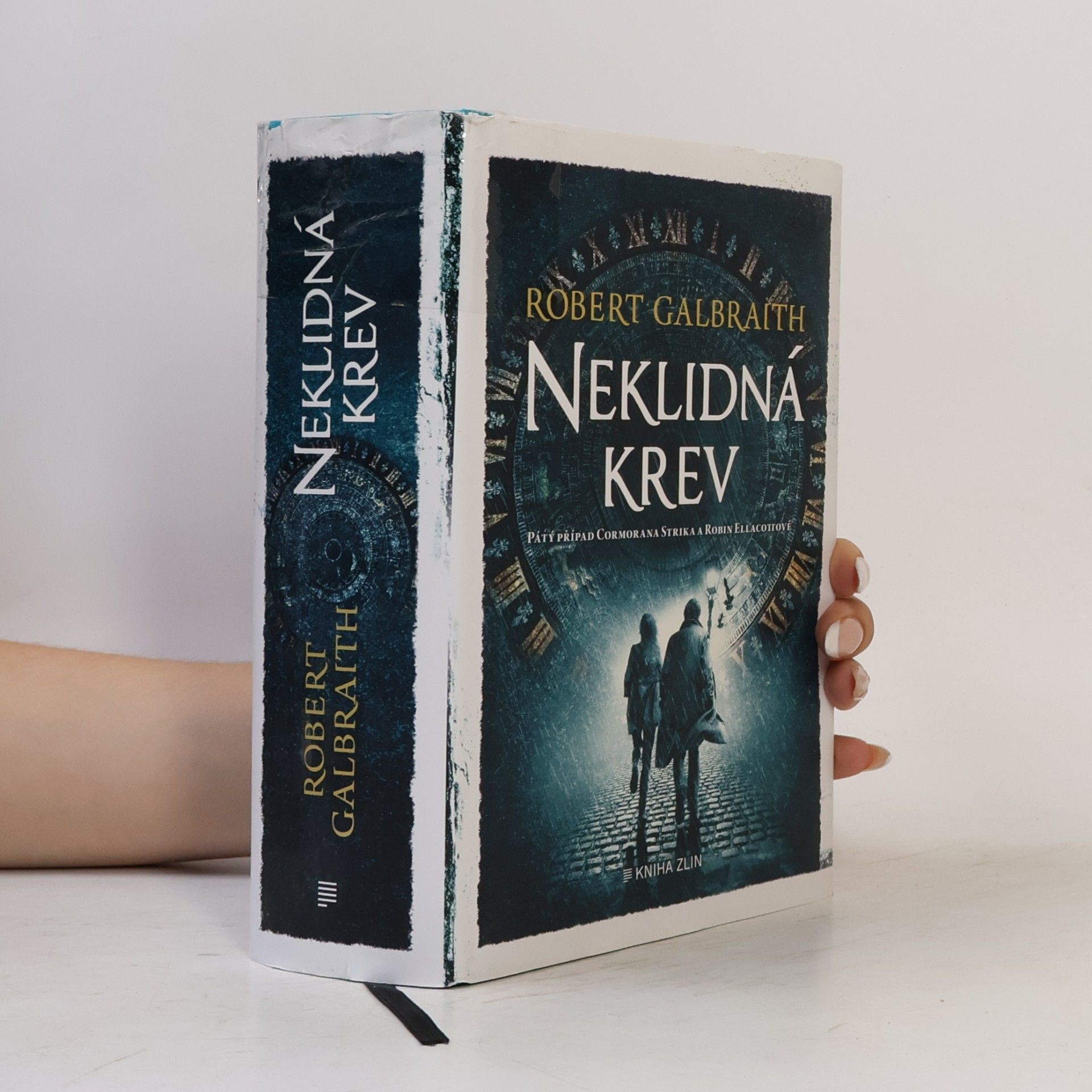 Joanne K. Rowlingová Neklidná krev