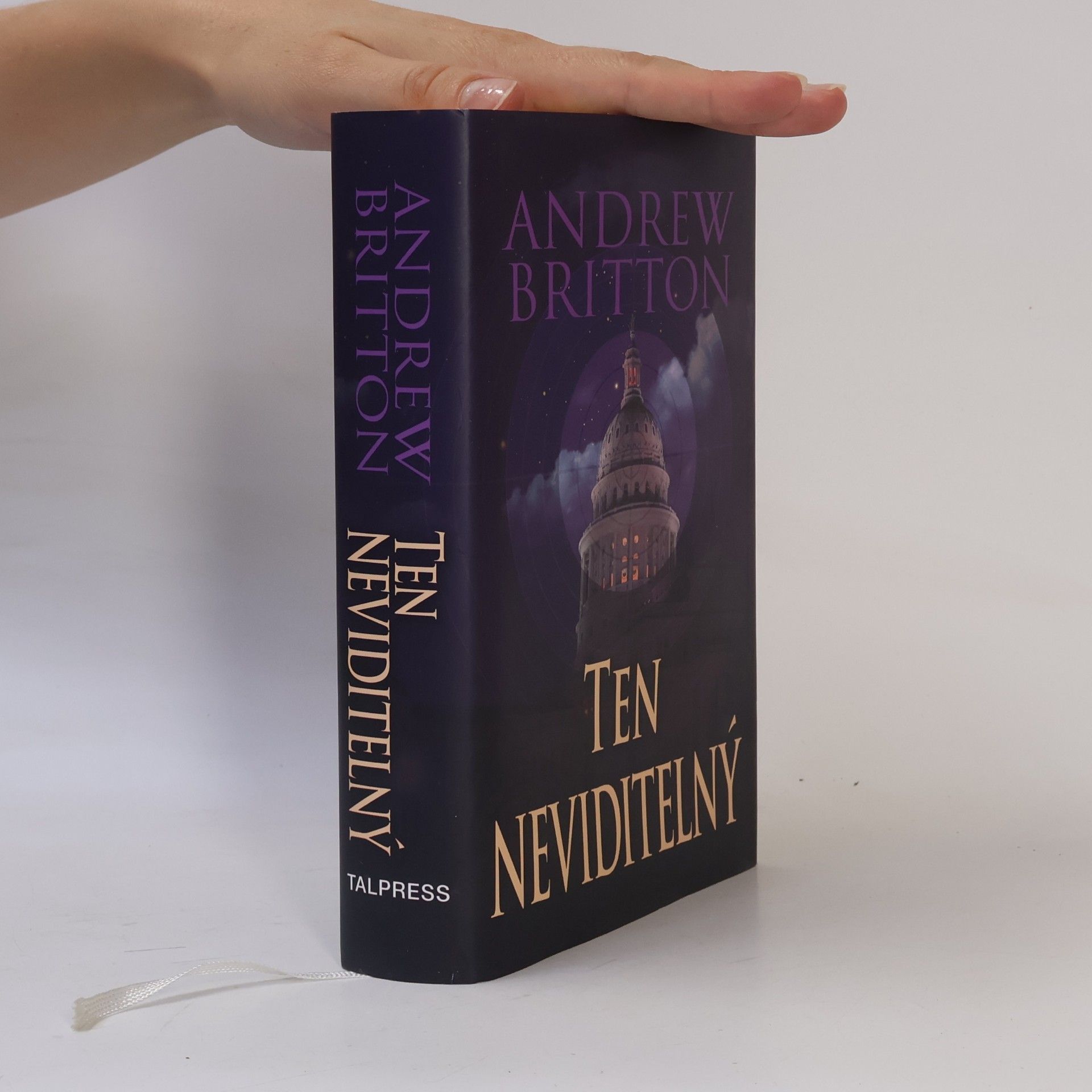 Andrew Britton Ten neviditelný
