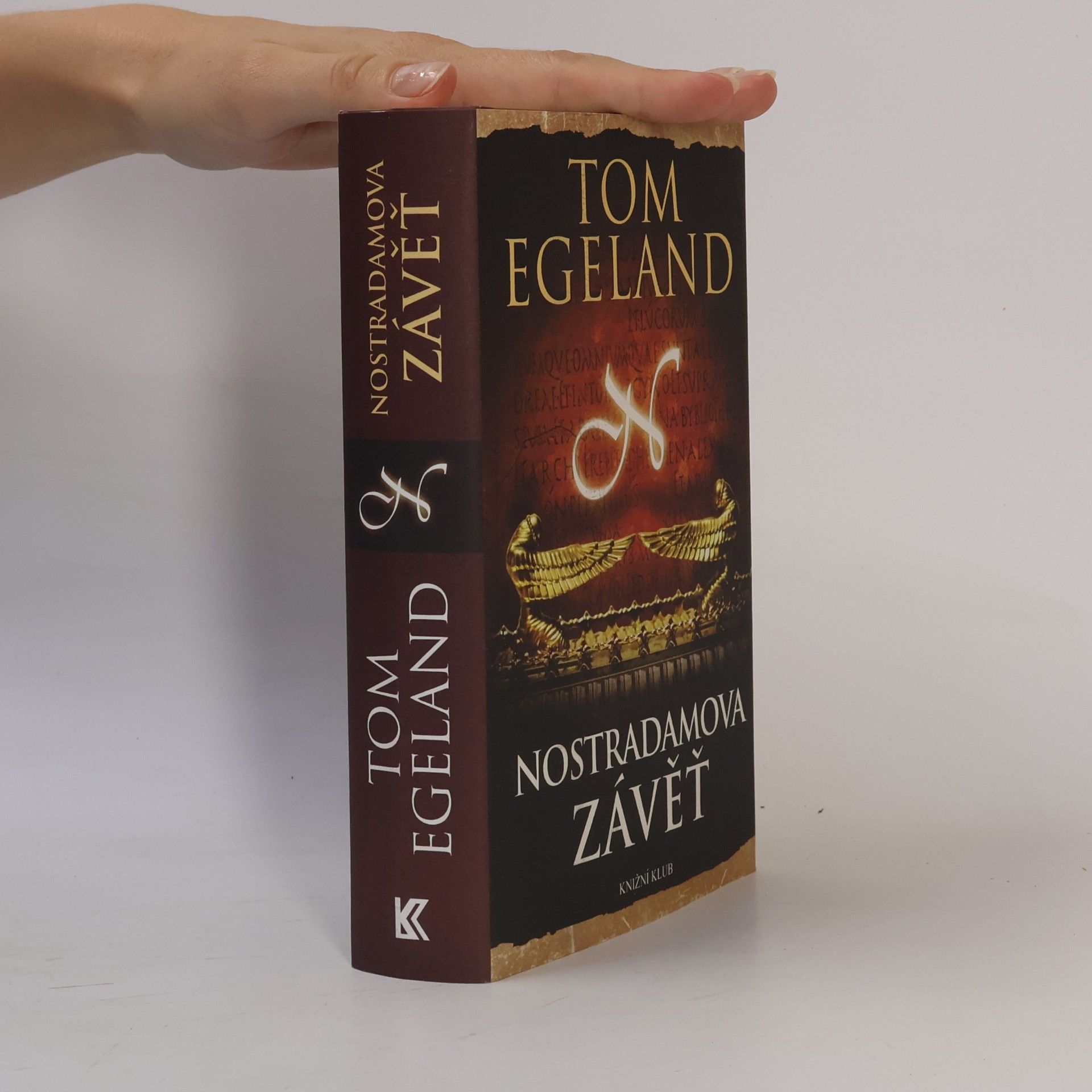 Tom Egeland Nostradamova závěť