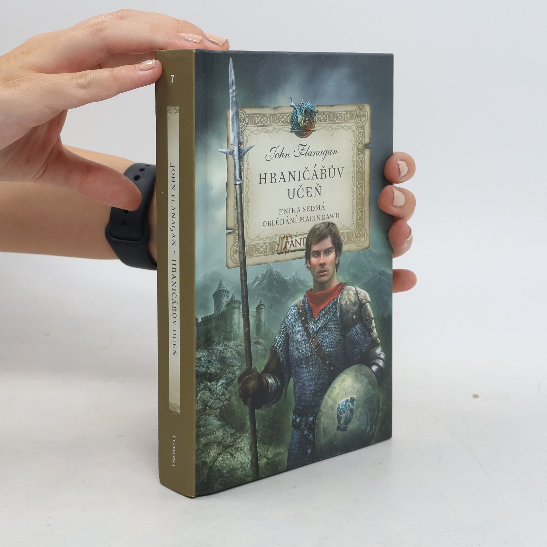 John Flanagan Hraničářův učeň. Obléhání Macindawu
