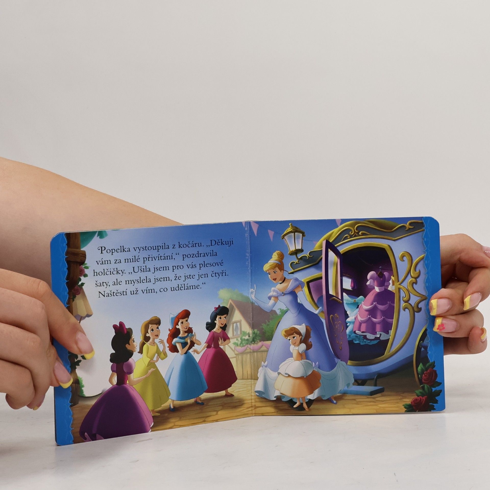 Collectif d'auteurs Disney princezna. Popelka a nejkrásnějši šaty