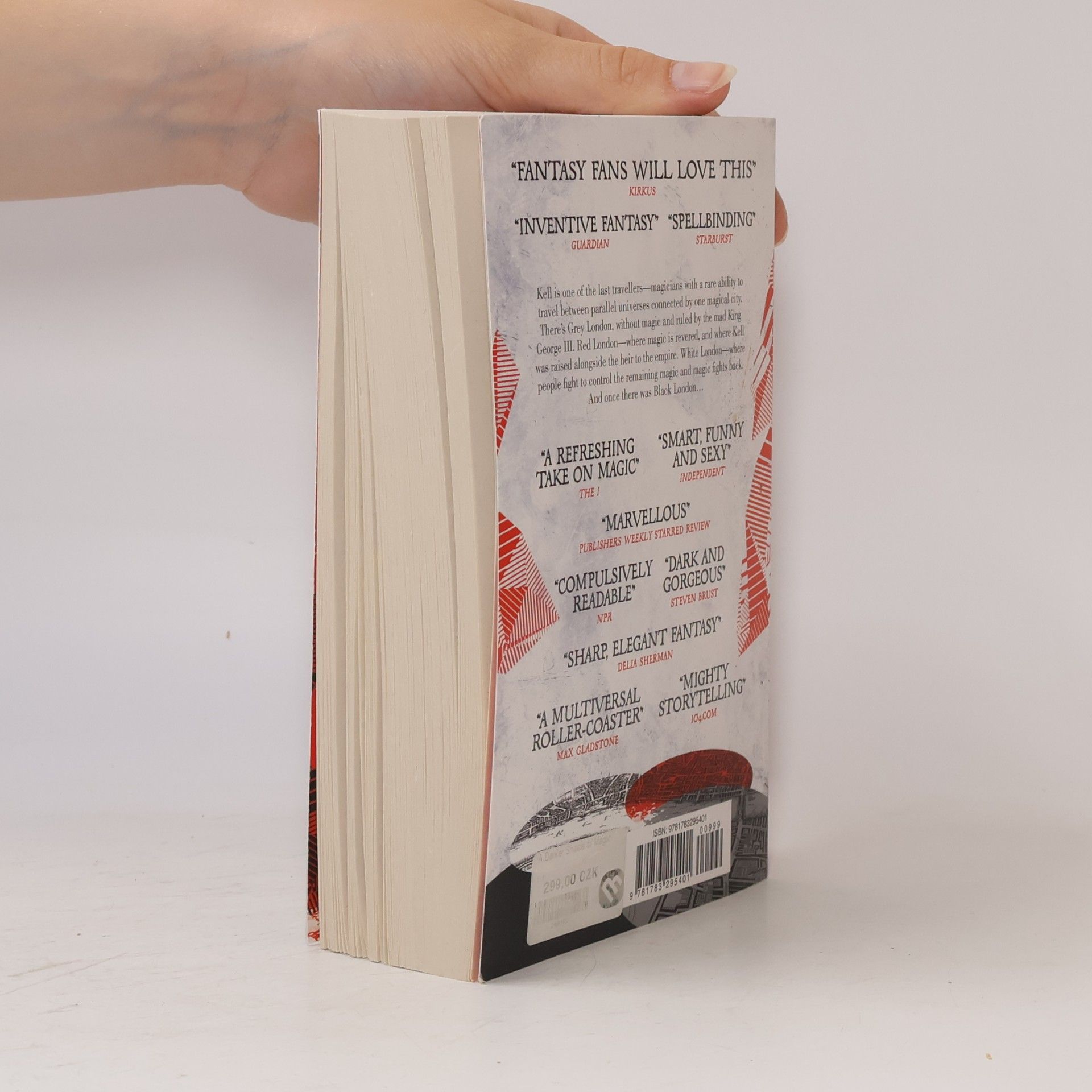 V. E. Schwab A Darker Shade of Magic
