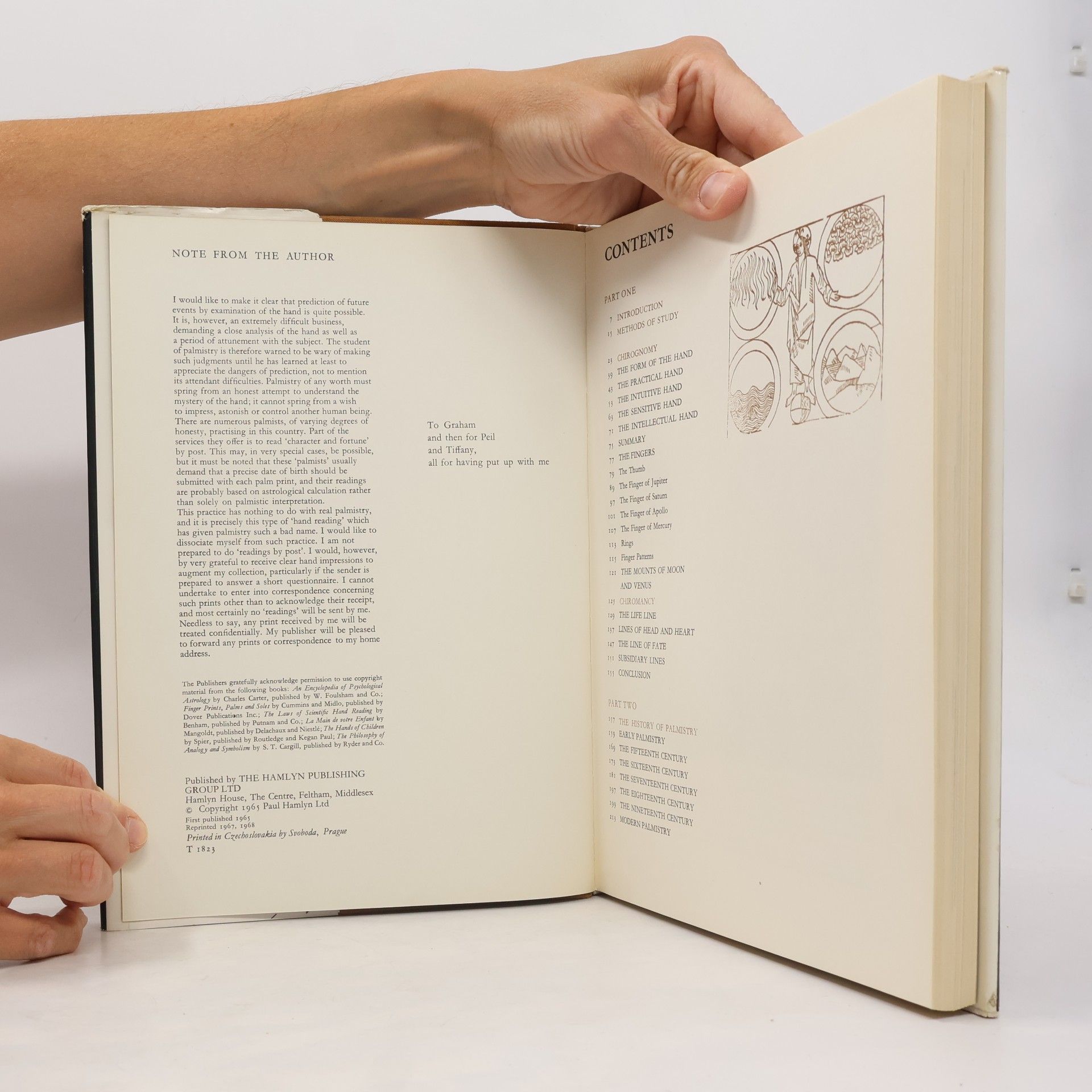 Fred Gettings The Book of the Hand