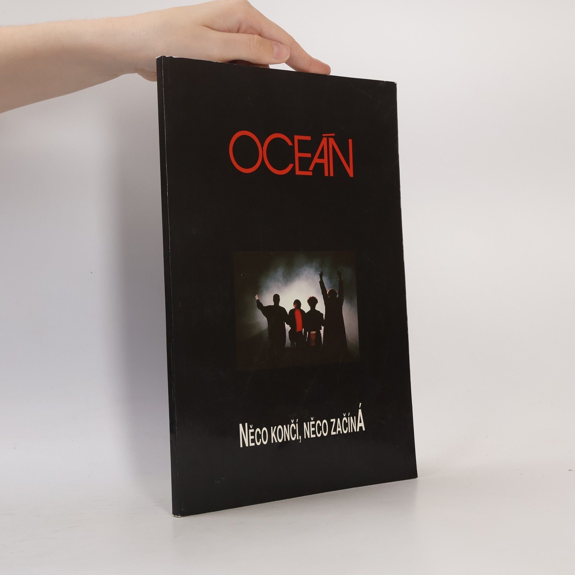 Oceán. Něco končí, něco začíná