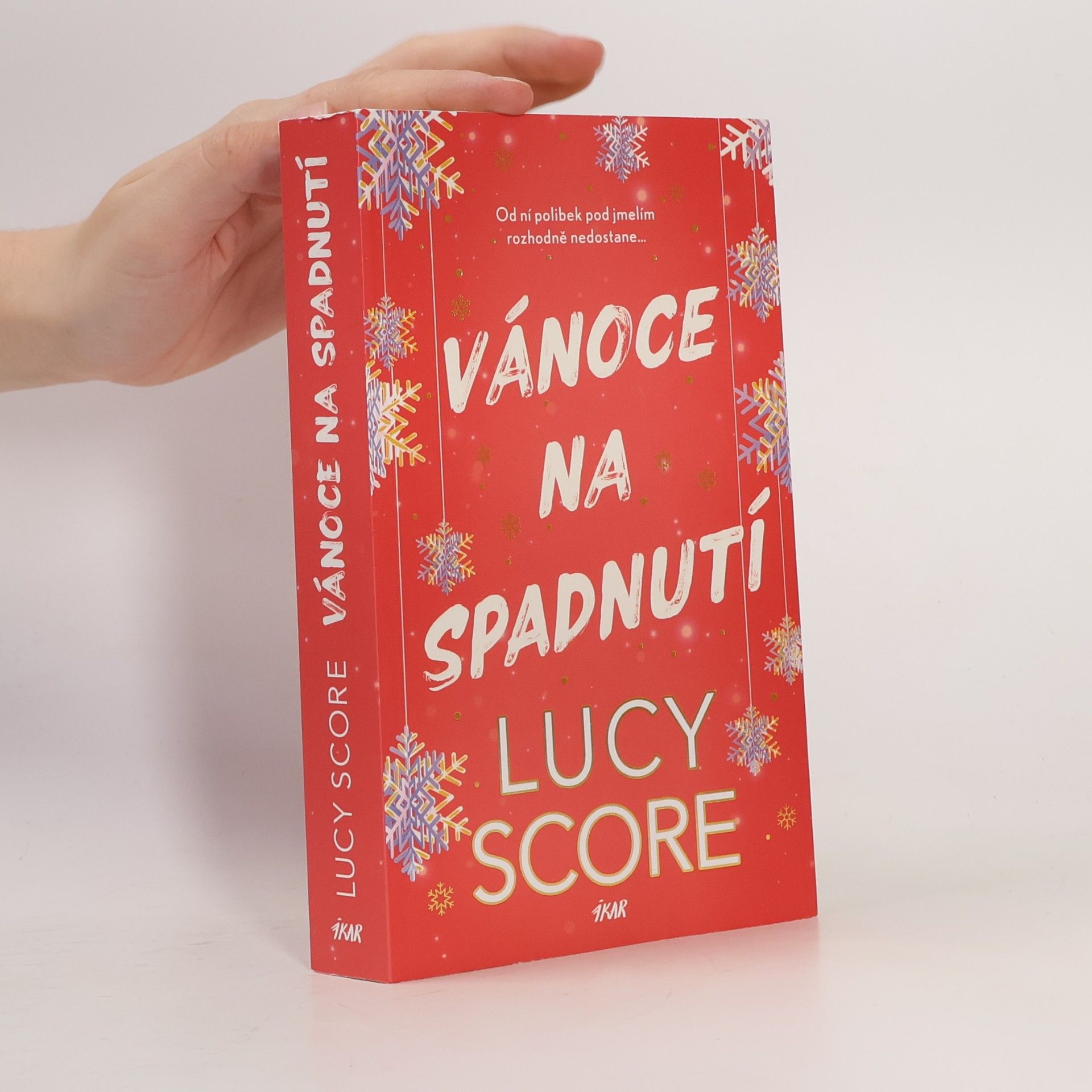 Lucy Score Vánoce na spadnutí