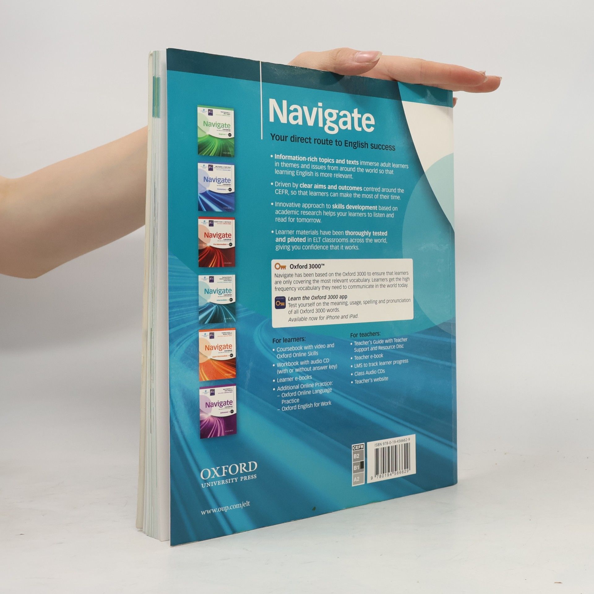Various authors Navigate B1+ : intermediate. Coursebook with video and Oxford Online Skills
