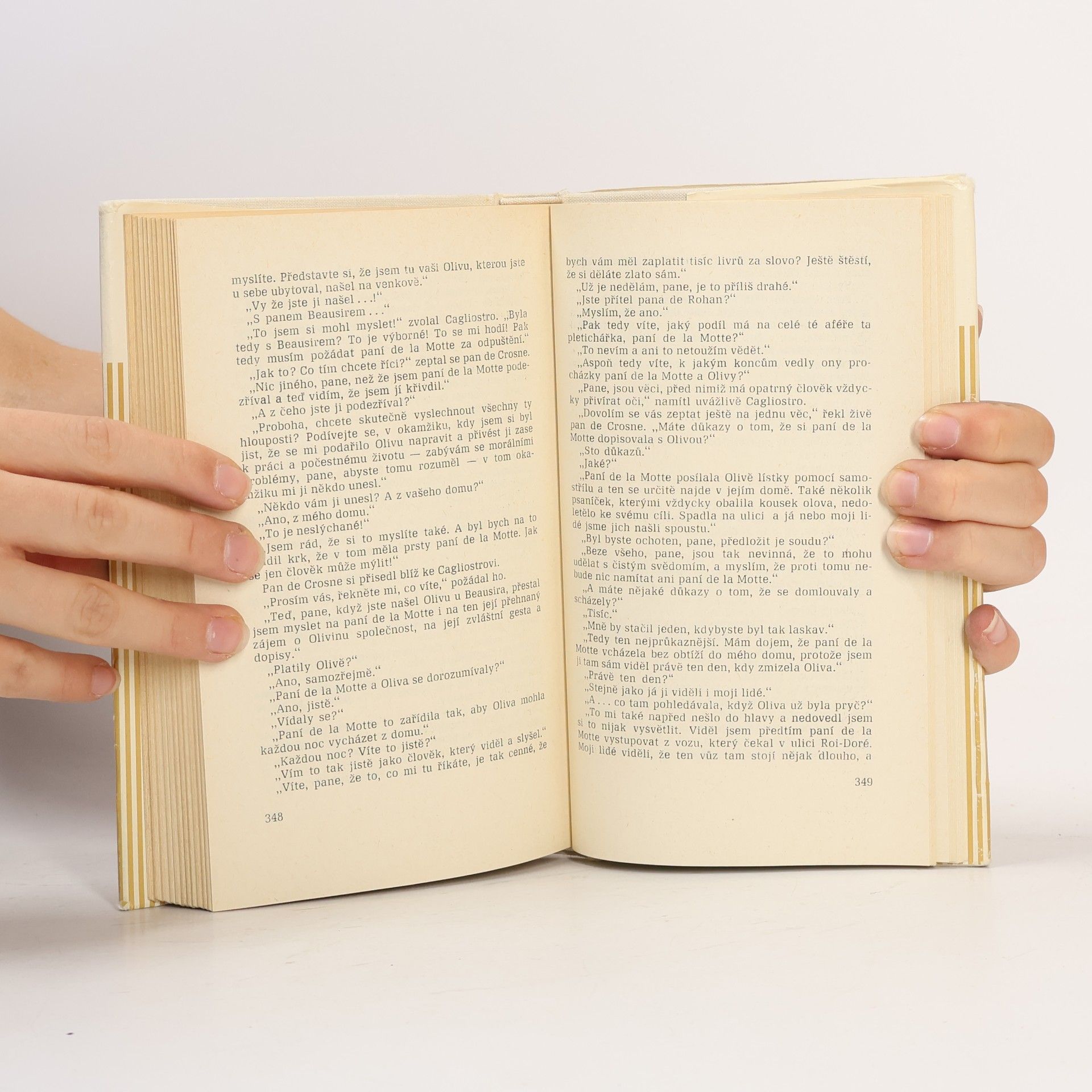 Alexandre Dumas Paměti lékařovy VI. Královnin náhrdelník II