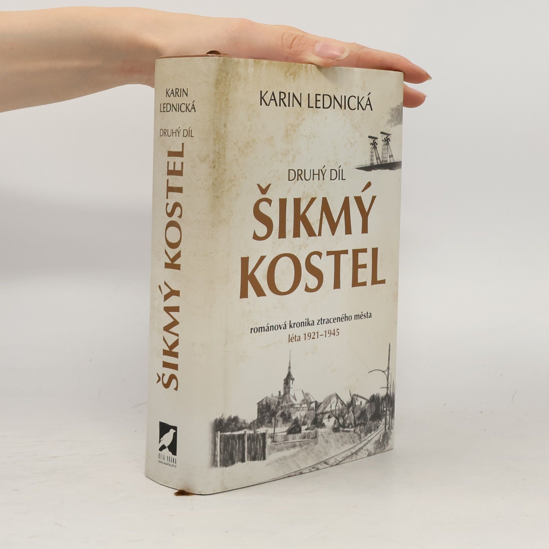 Karin Lednická Šikmý kostel 2