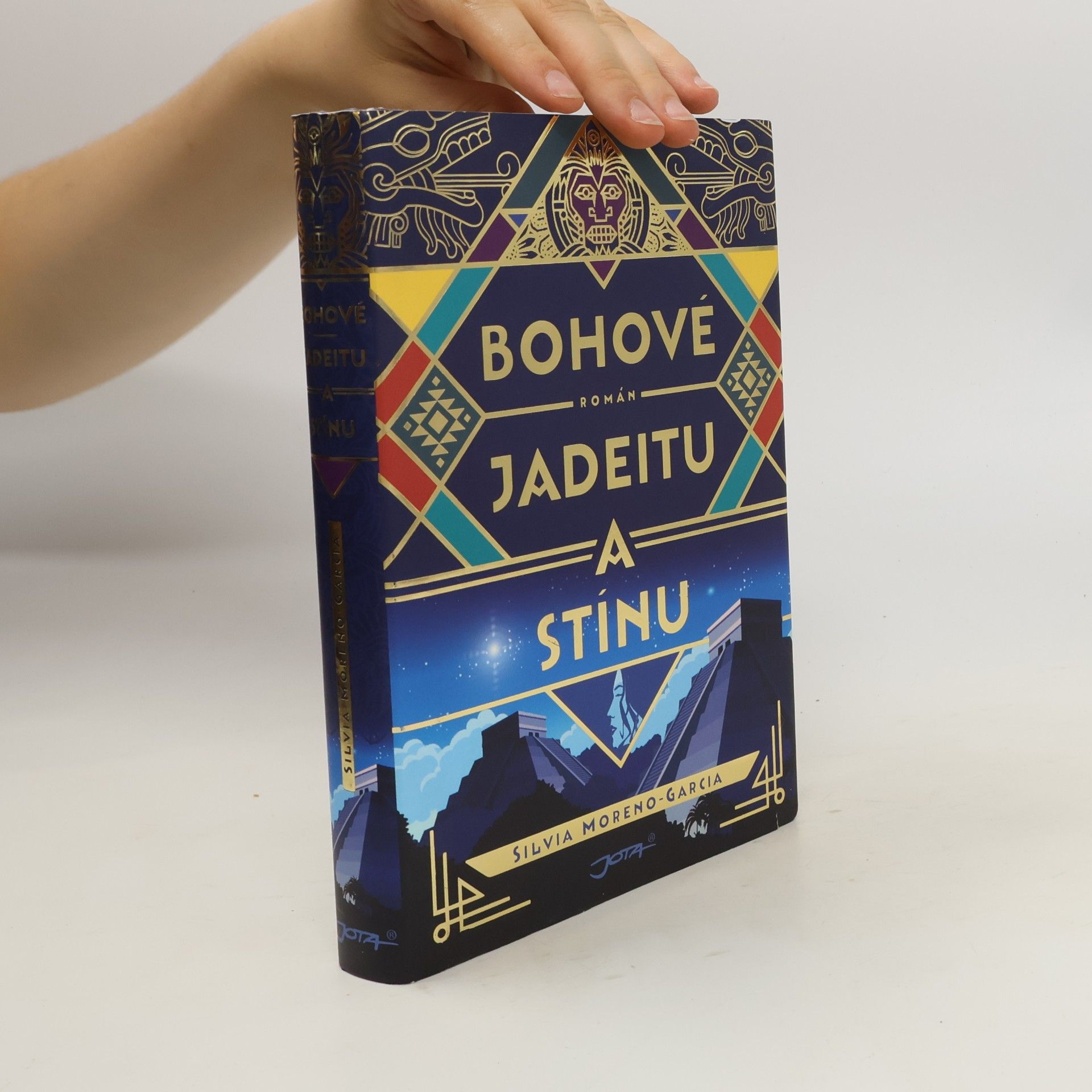 Silvia Moreno-Garcia Bohové jadeitu a stínu