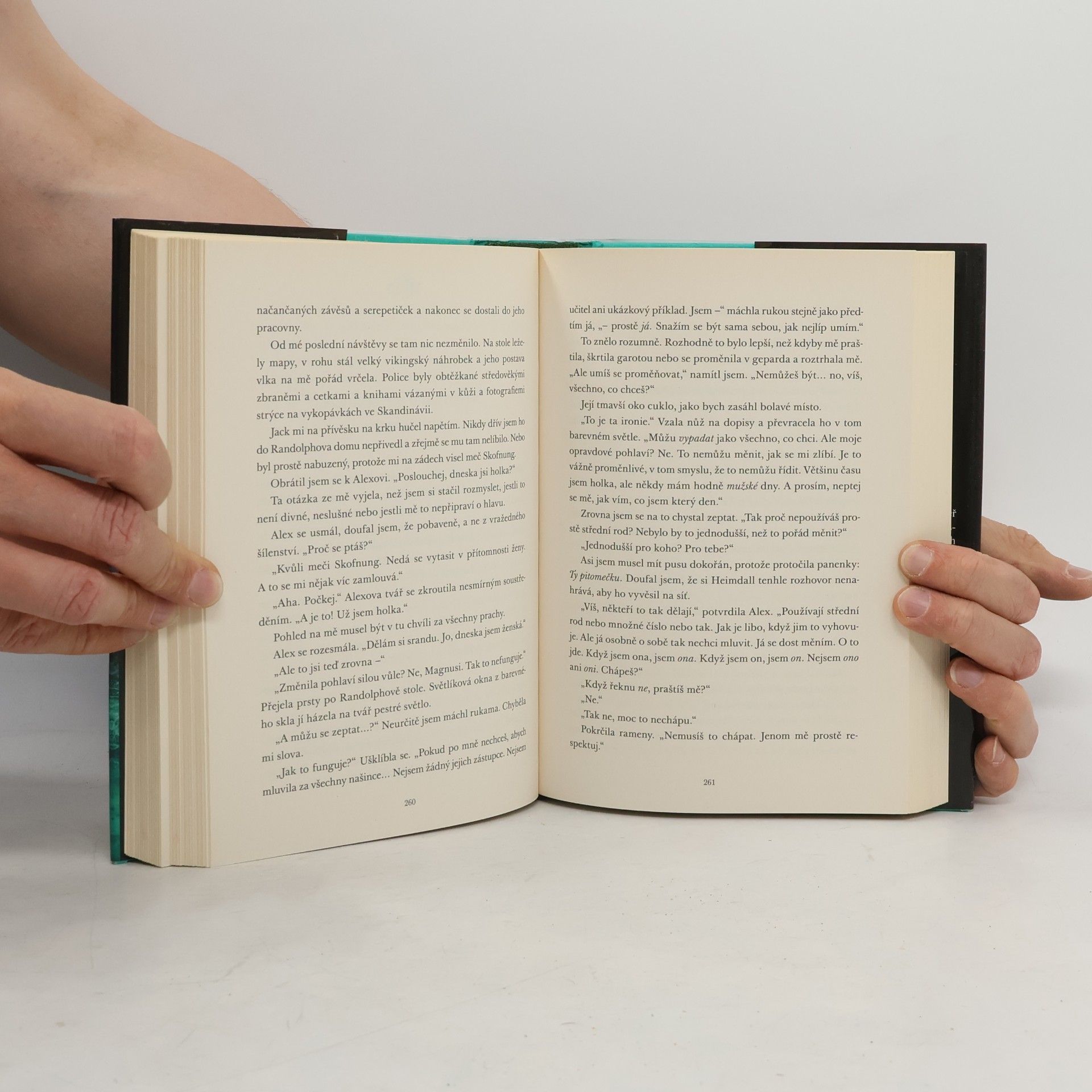 Rick Riordan Magnus Chase a bohové Ásgardu. Thorovo kladivo