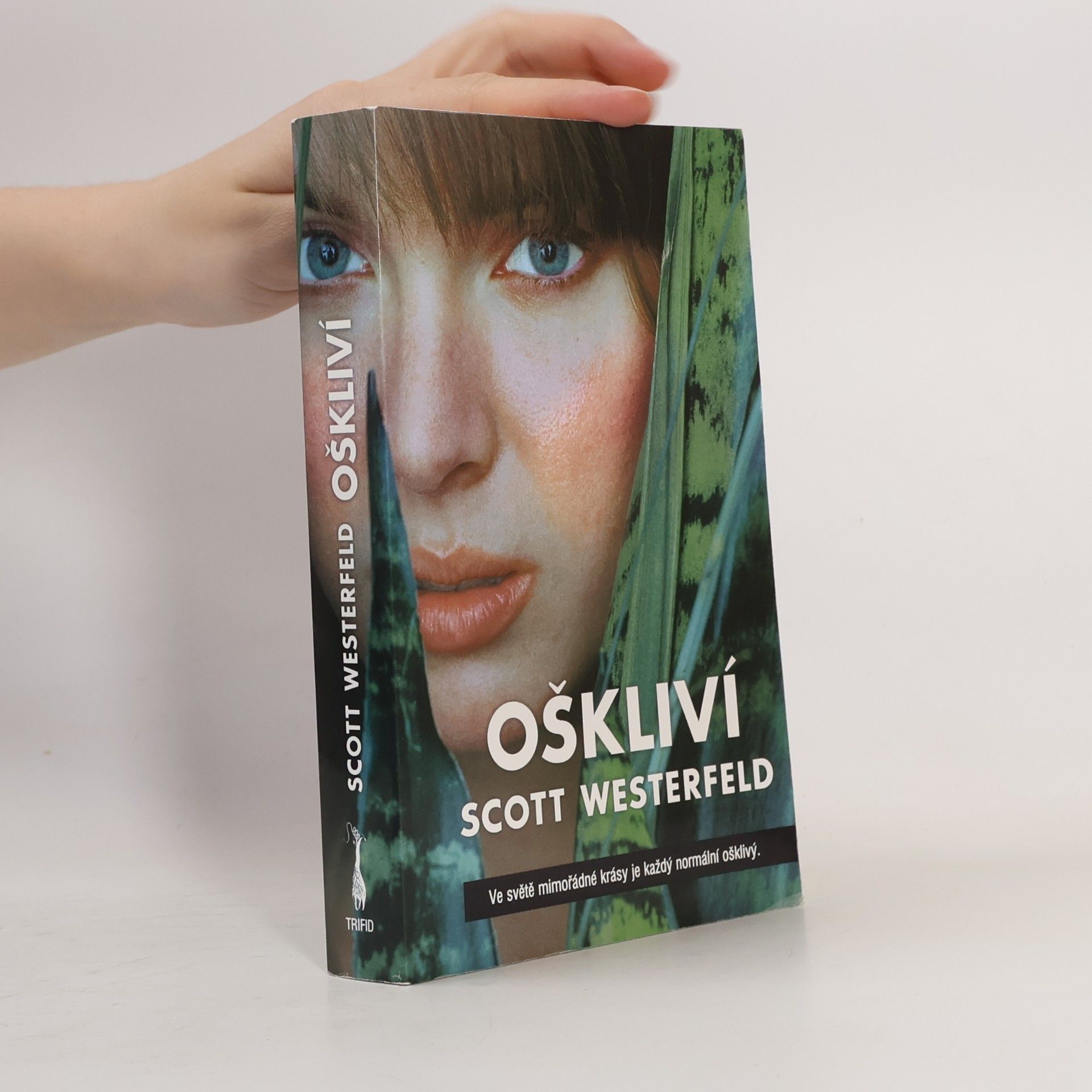 Scott Westerfeld Oškliví