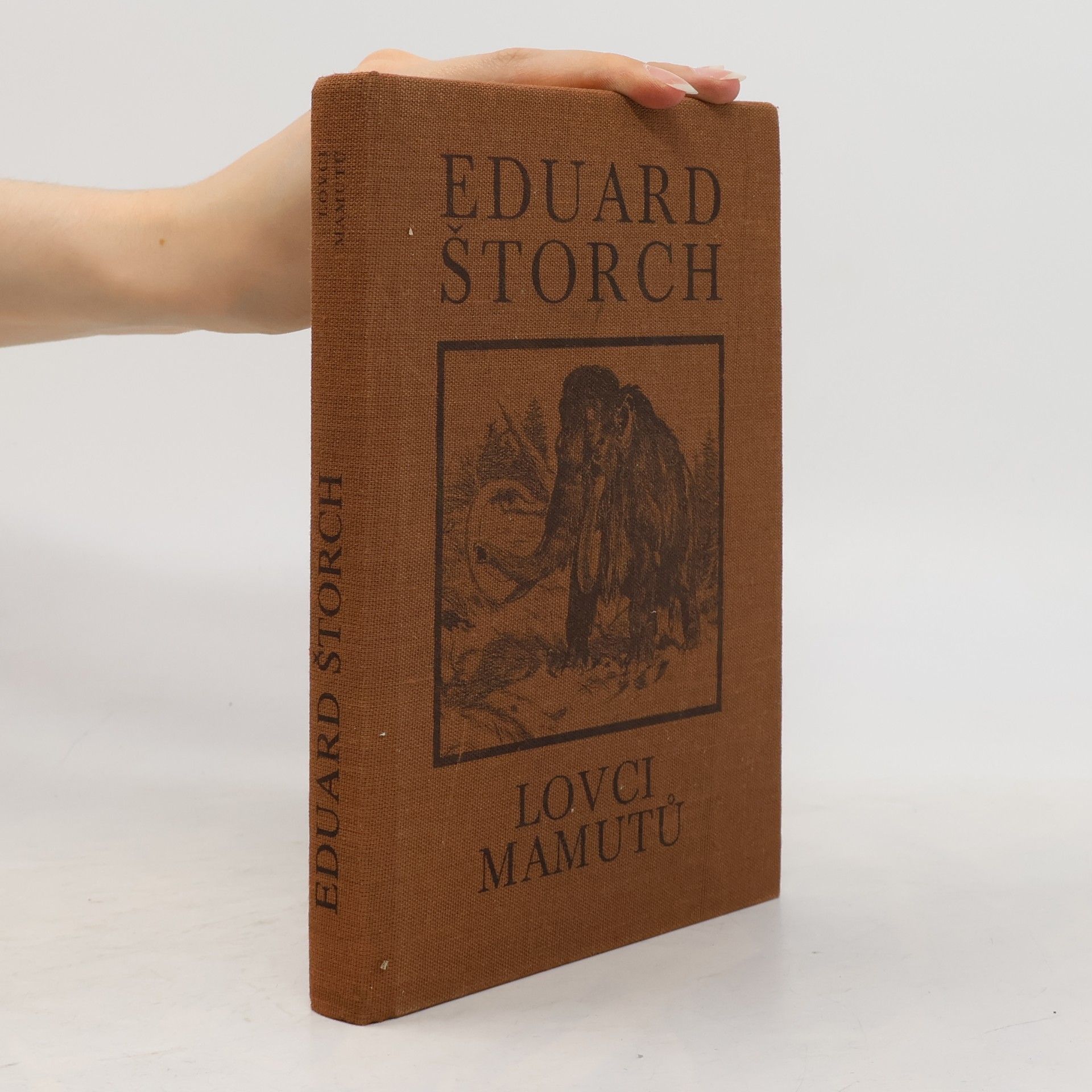 Eduard Štorch Lovci mamutů