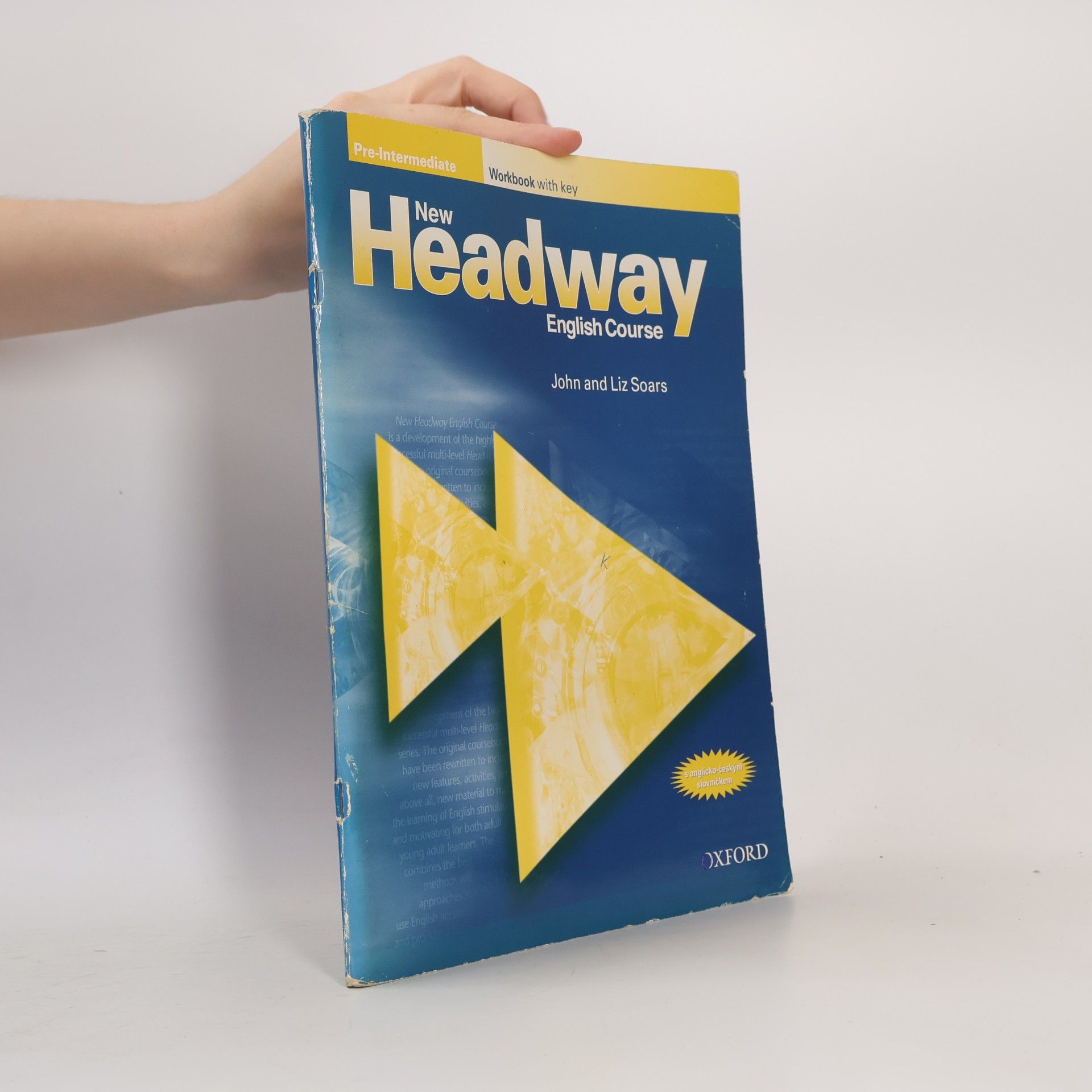 John Soars New Headway English course : pre-intermediate workbook with key