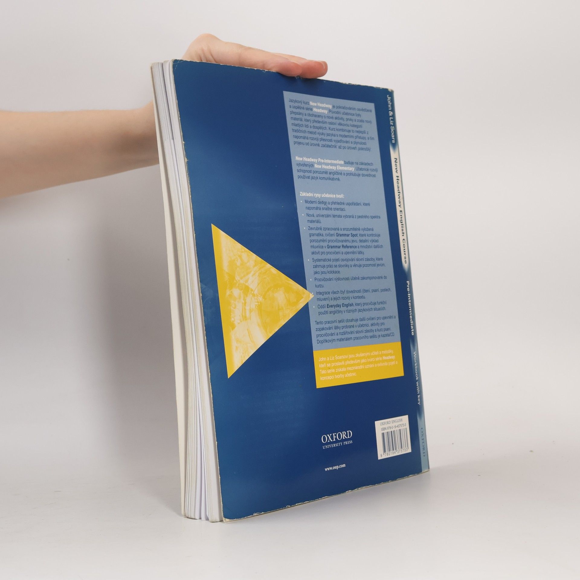 John Soars New Headway English course : pre-intermediate workbook with key