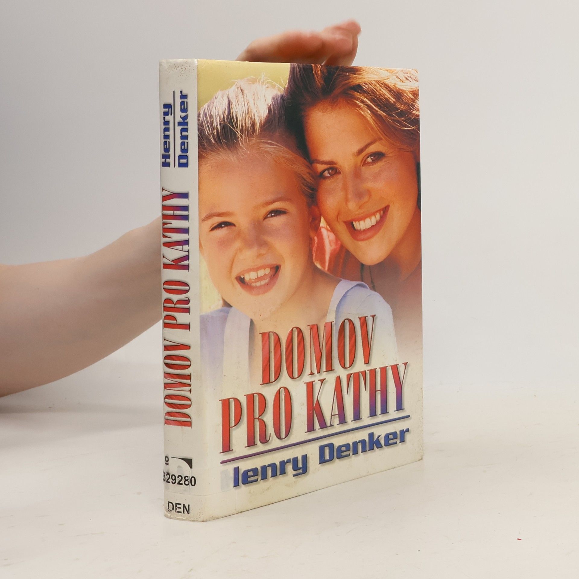 Henry Denker Domov pro Kathy