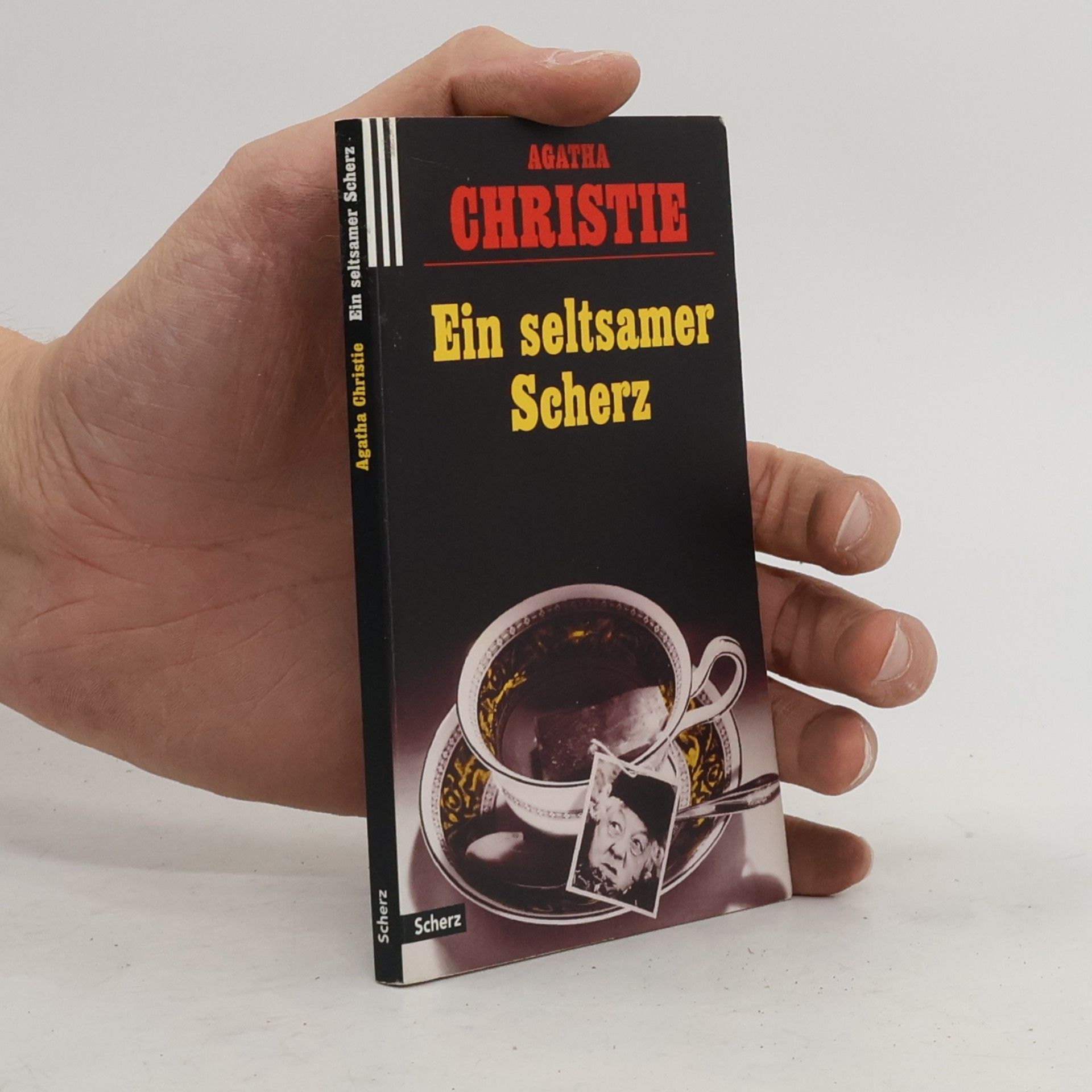 Agatha Christie Ein seltsamer Scherz