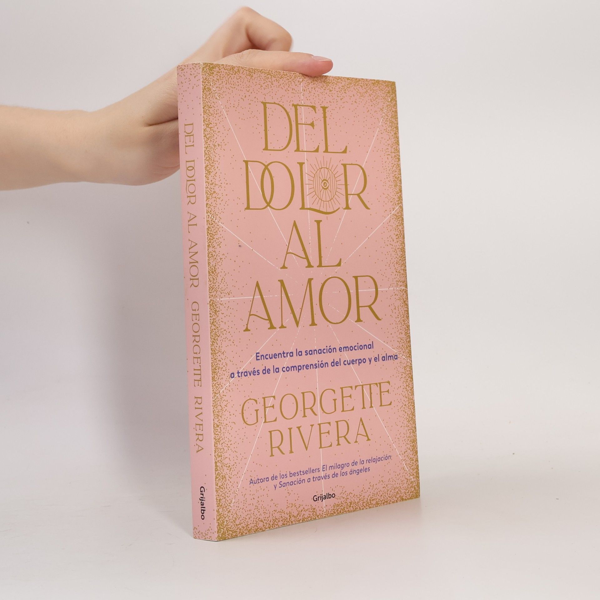 Georgette Rivera Del dolor al amor / From Pain to Love
